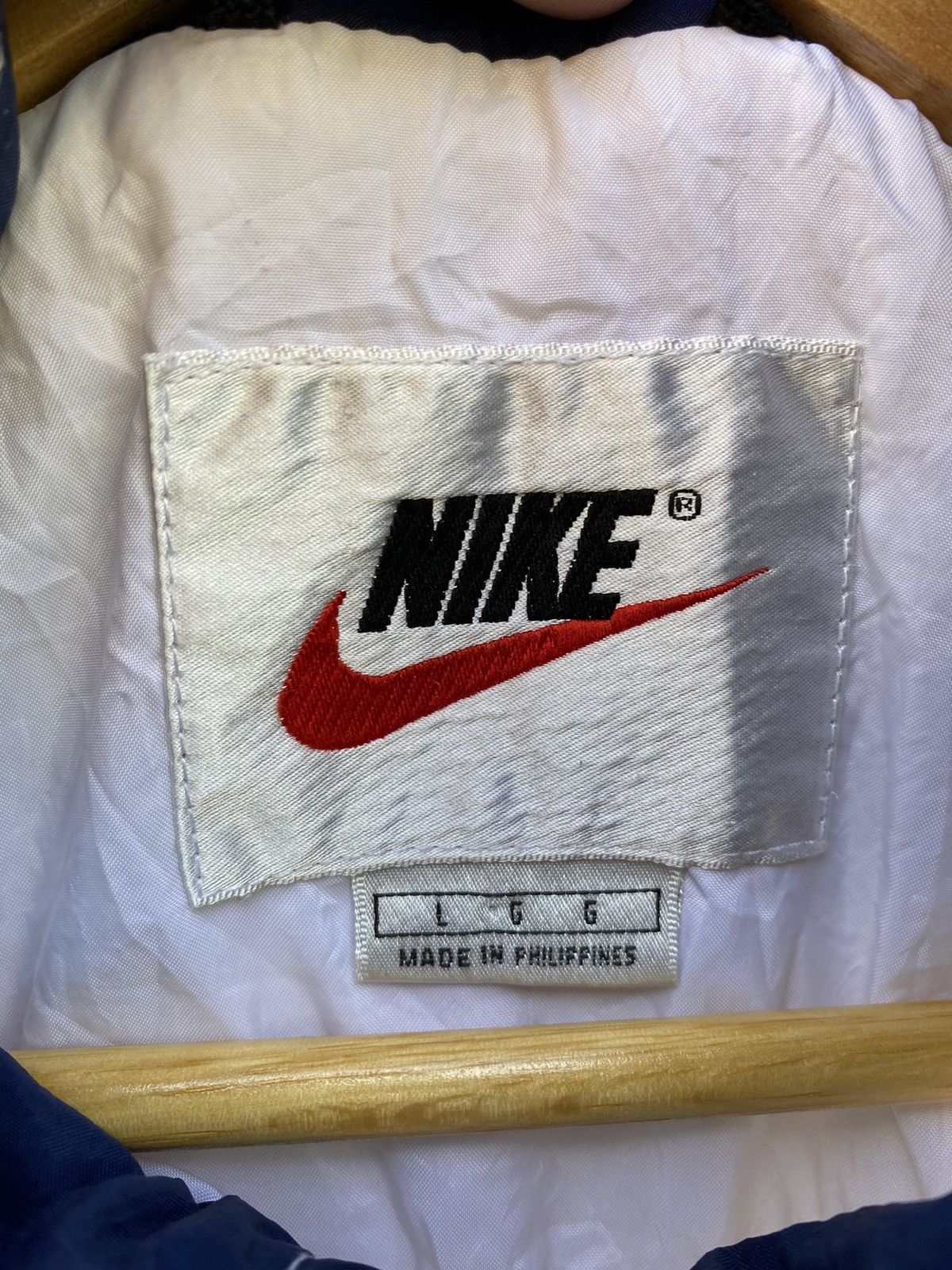Nike × Vintage Vintage Nike Big swosh logo windbraker Size US L / EU 52-54 / 3 - 7 Thumbnail