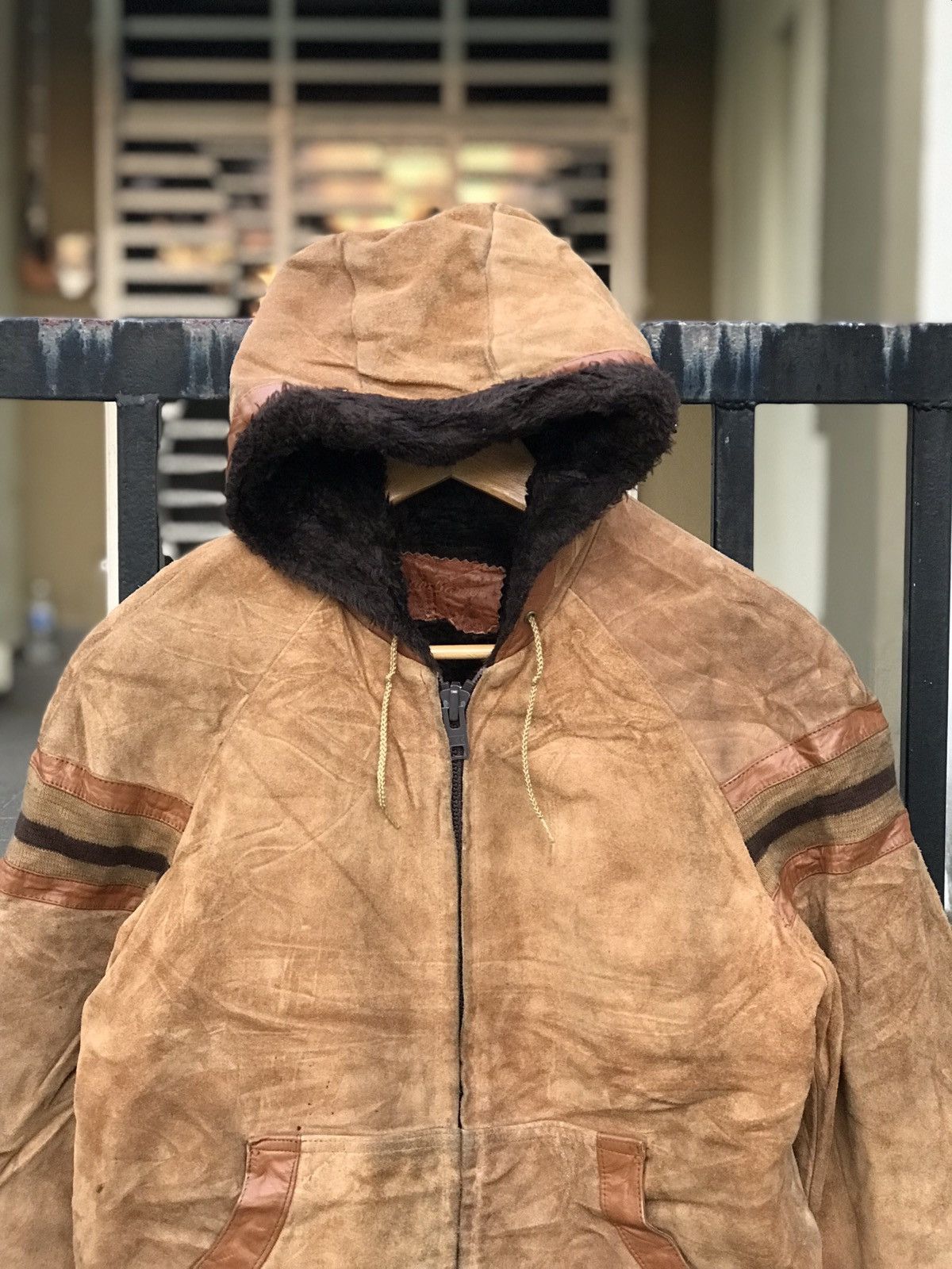 William Barry Wlliam barry Suede Leather Bomber Jacket Hoodie Size US S / EU 44-46 / 1 - 3 Thumbnail