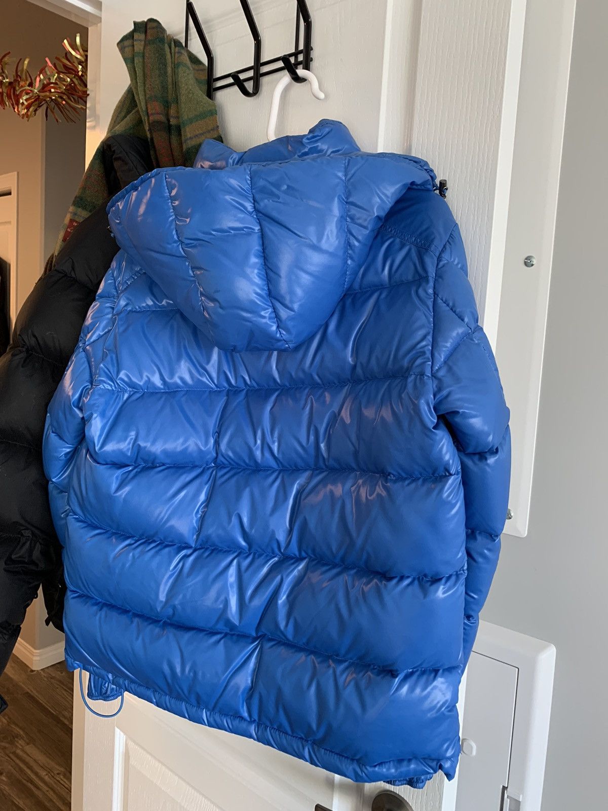 Moncler Beautiful Moncler Down Jacket Size 2 Blue Color Size US M / EU 48-50 / 2 - 2 Thumbnail