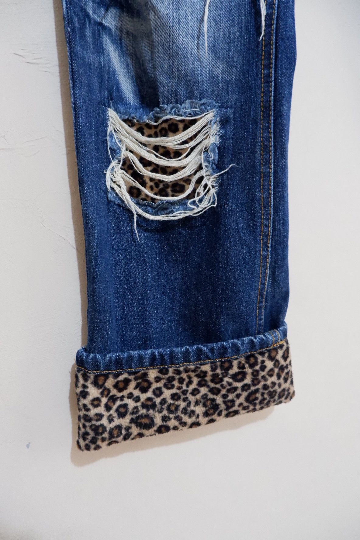 Hysteric Glamour Vintage Distressed Patchwork Leopard Denim Size US 32 / EU 48 - 4 Thumbnail