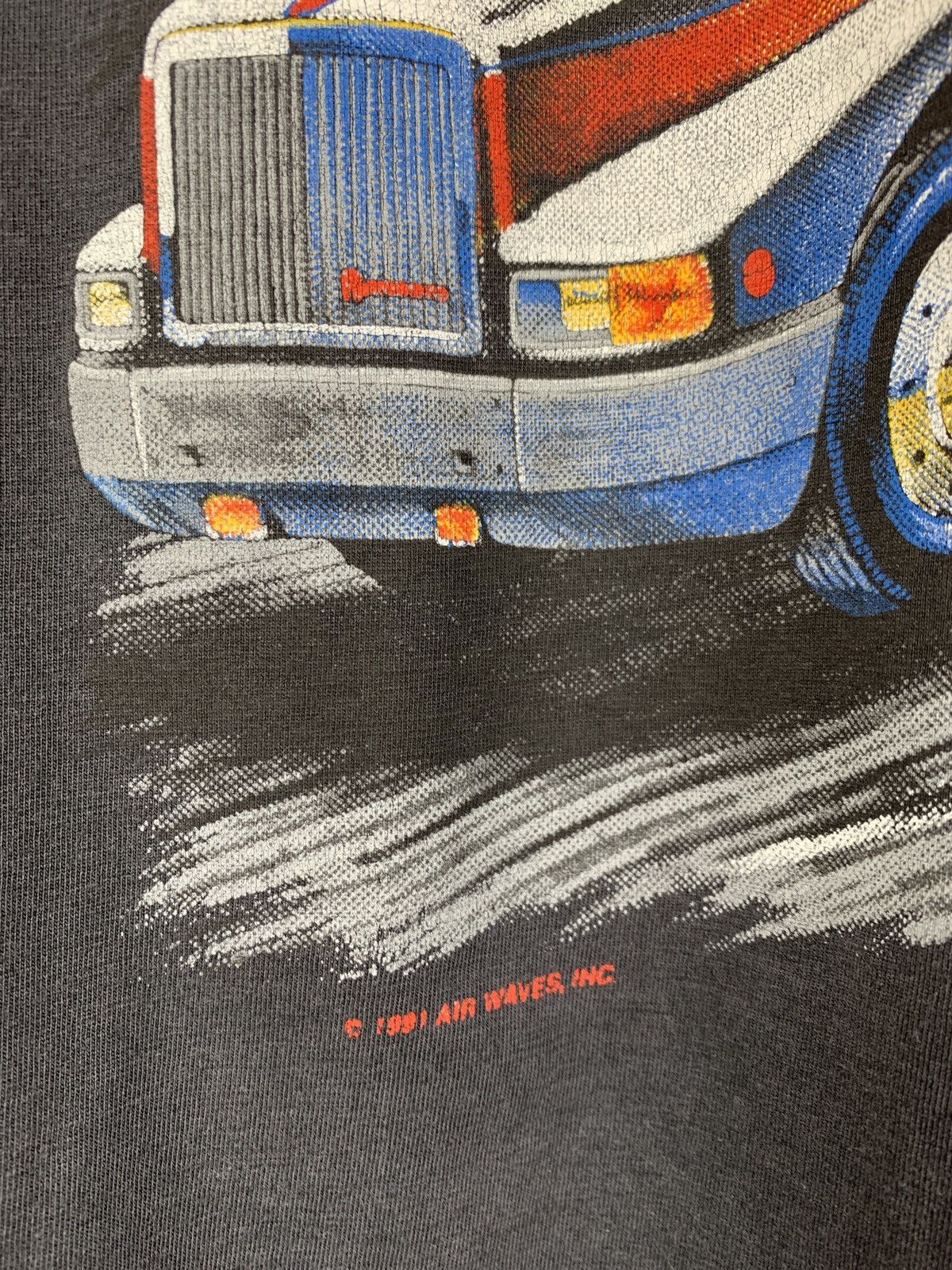 Vintage 1991 Vintage Highwayman Trucker Faded Black T-Shirt Size US XL / EU 56 / 4 - 9 Thumbnail