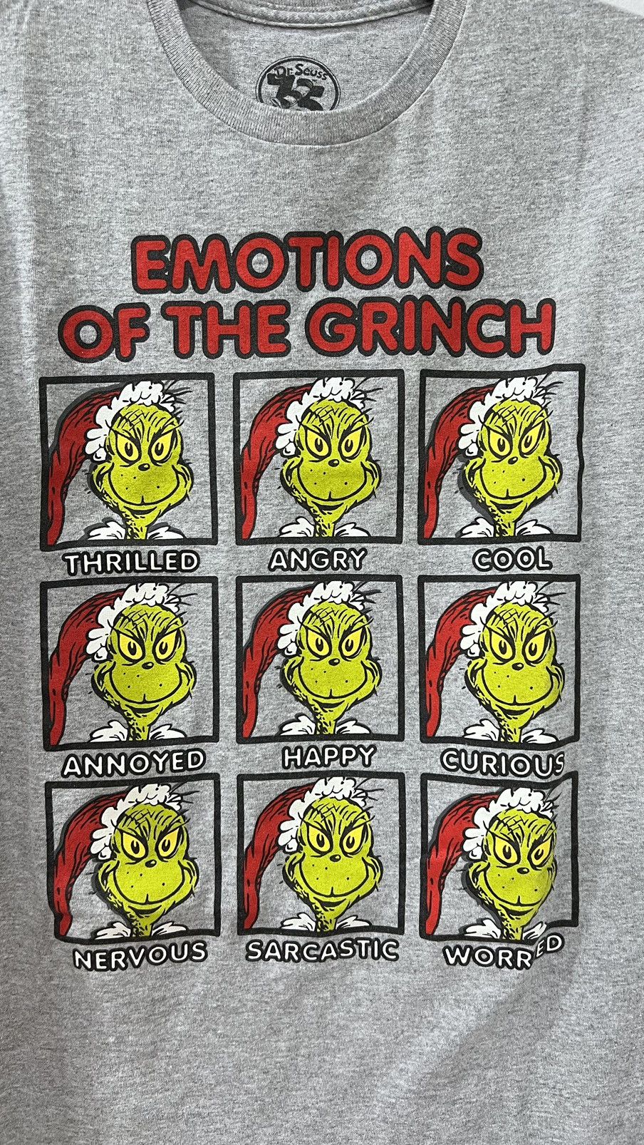 Vintage Dr. Seuss Gray Emotions of the Grinch Christmas Tee Size L Size US L / EU 52-54 / 3 - 1 Thumbnail