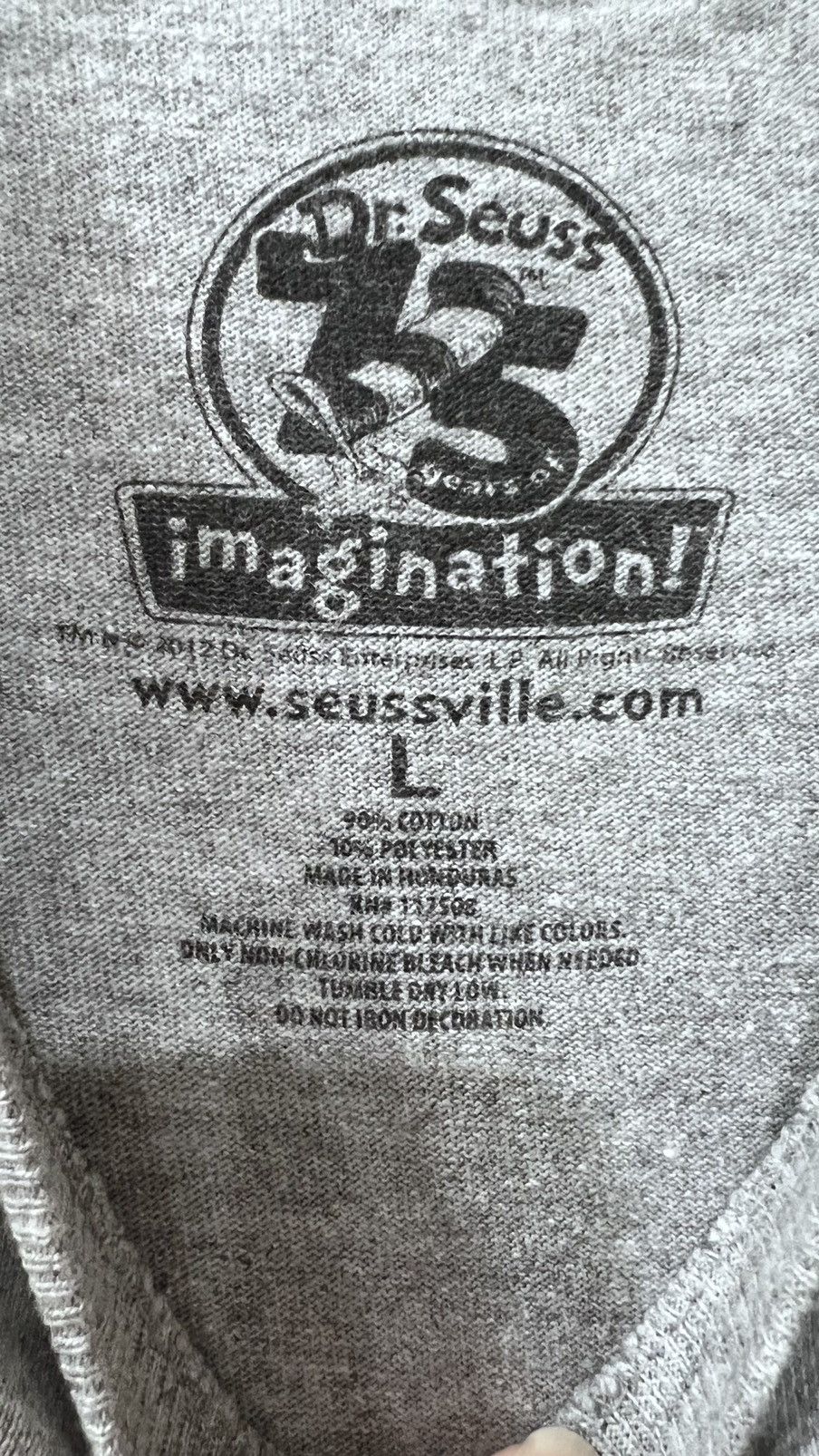 Vintage Dr. Seuss Gray Emotions of the Grinch Christmas Tee Size L Size US L / EU 52-54 / 3 - 2 Thumbnail