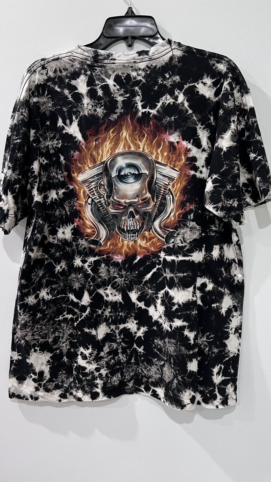 Vintage Skull in a Motorcycle Tie Dye Glow in the dark Size Large Size US L / EU 52-54 / 3 - 7 Thumbnail
