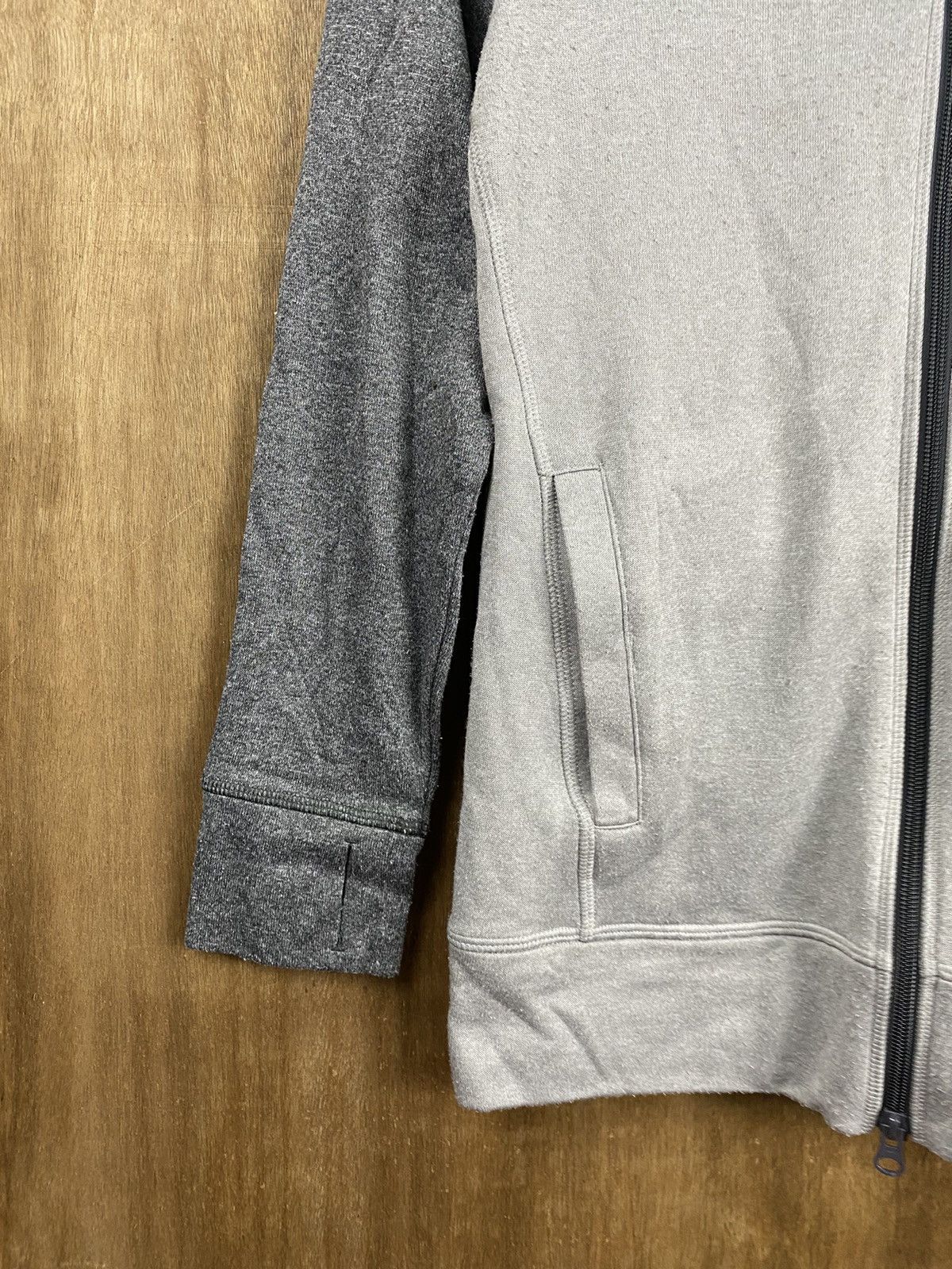 Adidas DLL Adidas hoodie sportwear Sweaters #2493 Size S / US 4 / IT 40 - 6 Thumbnail