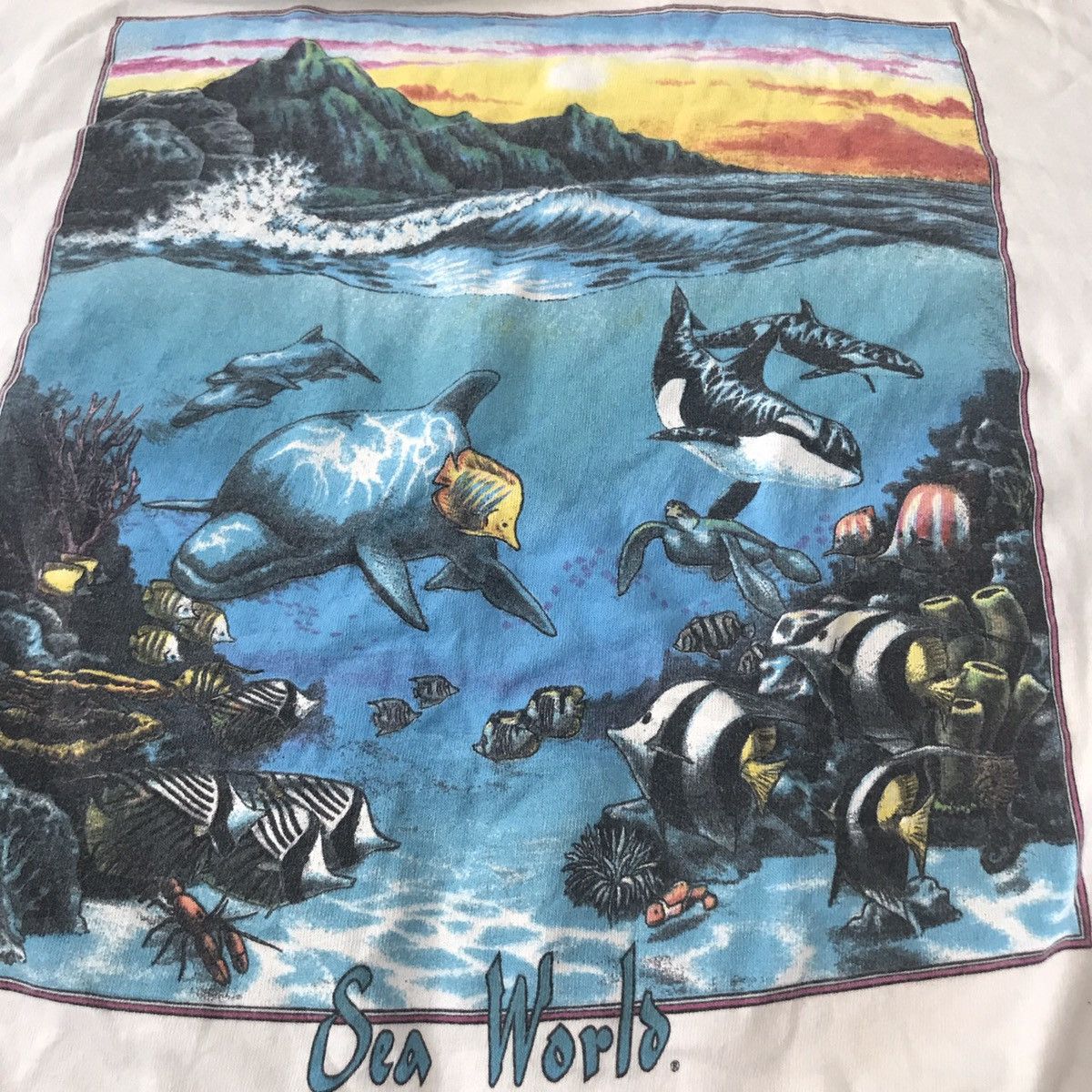 Vintage Vintage Sea World Graphic T-Shirt Size US XL / EU 56 / 4 - 3 Thumbnail