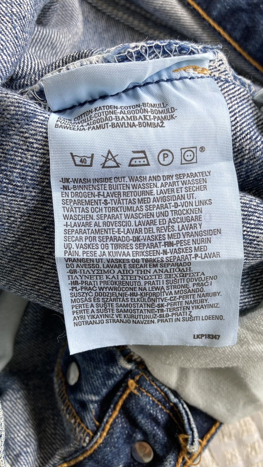 Levi's ULTRA RARE 1990s ERA LEVIS 501 ICONIC LOGO BANNER JEANS Size US 32 / EU 48 - 10 Thumbnail