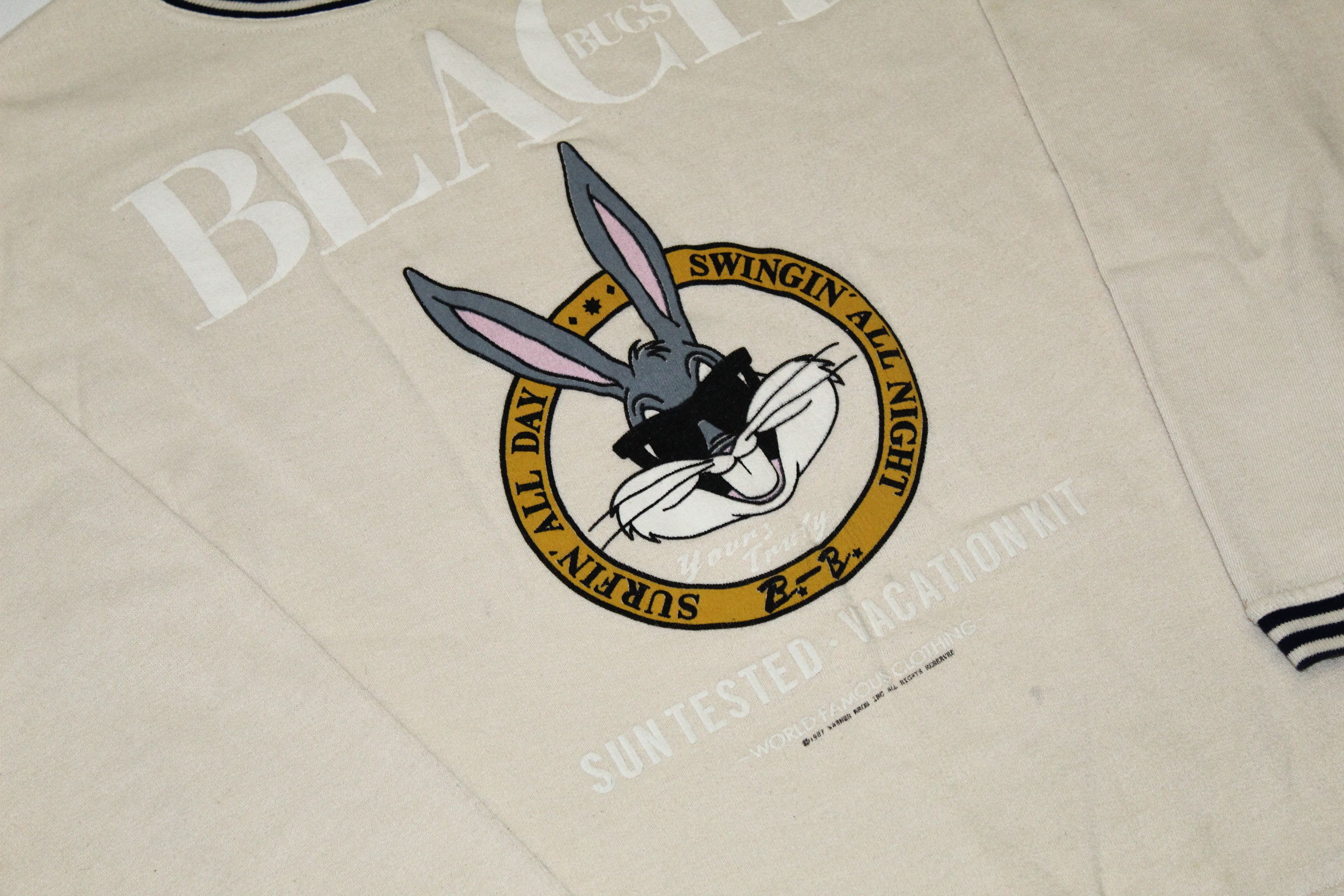Warner Bros RARE💥1987 World Famous Beach Bugs Warner Bros. Sweatshirt Size US XL / EU 56 / 4 - 3 Thumbnail