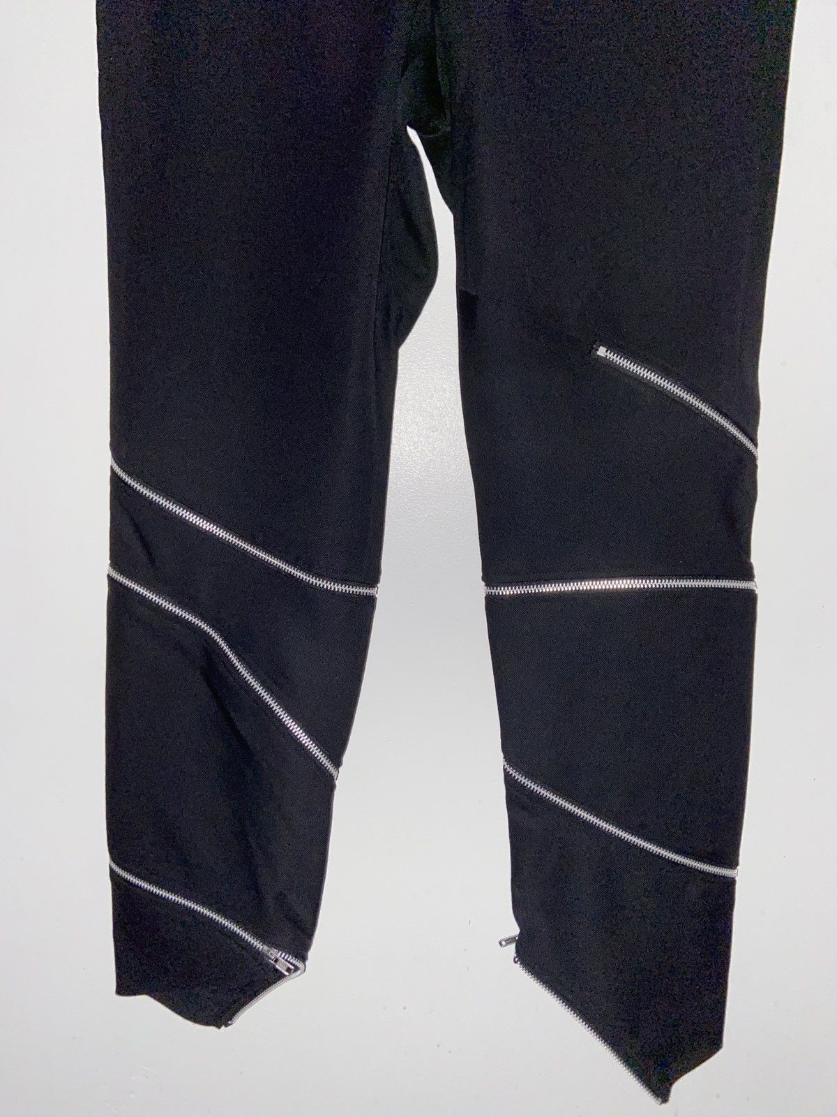 Comme des Garcons Comme des Garçon zipper detail cropped wool trousers size M Size US 32 / EU 48 - 3 Thumbnail