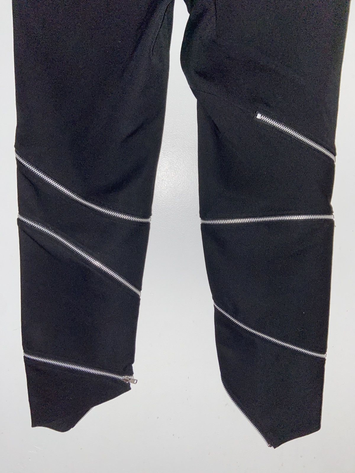 Comme des Garcons Comme des Garçon zipper detail cropped wool trousers size M Size US 32 / EU 48 - 5 Thumbnail