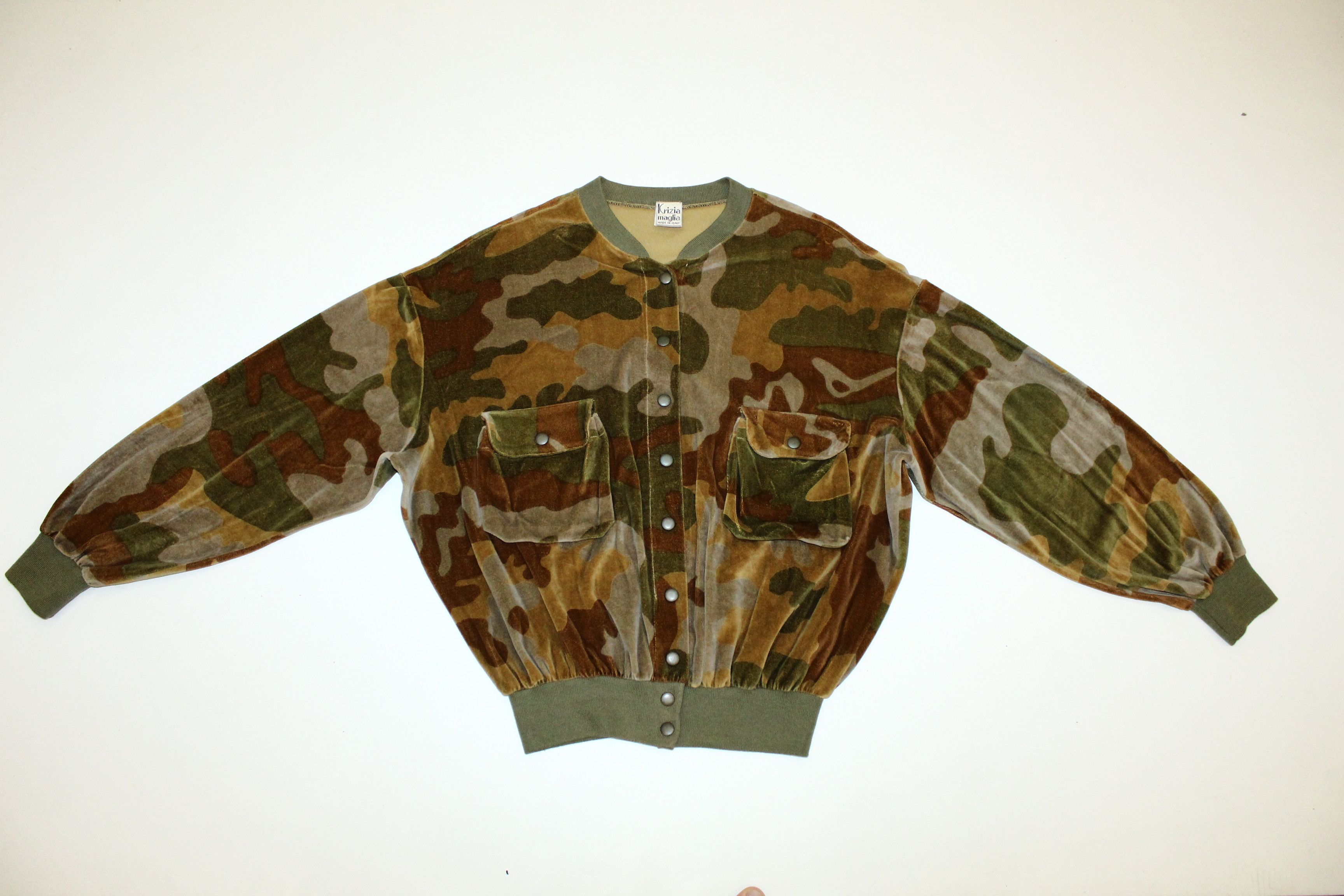 Krizia Uomo Rare Vintage Krizia Maglia Velour Two Pockets Varsity Jacket Size US M / EU 48-50 / 2 - 2 Thumbnail