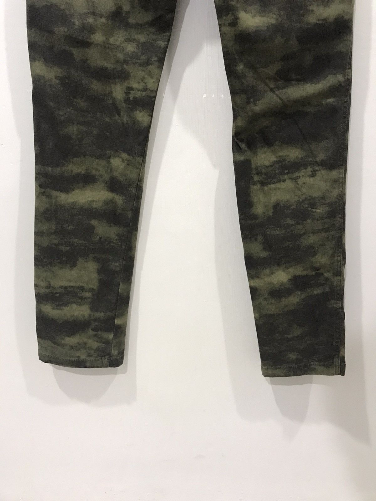 Designer × Japanese Brand D.GROW Japan Split Identity Cloudy Motive Art Cargo Pant Size US 34 / EU 50 - 11 Thumbnail