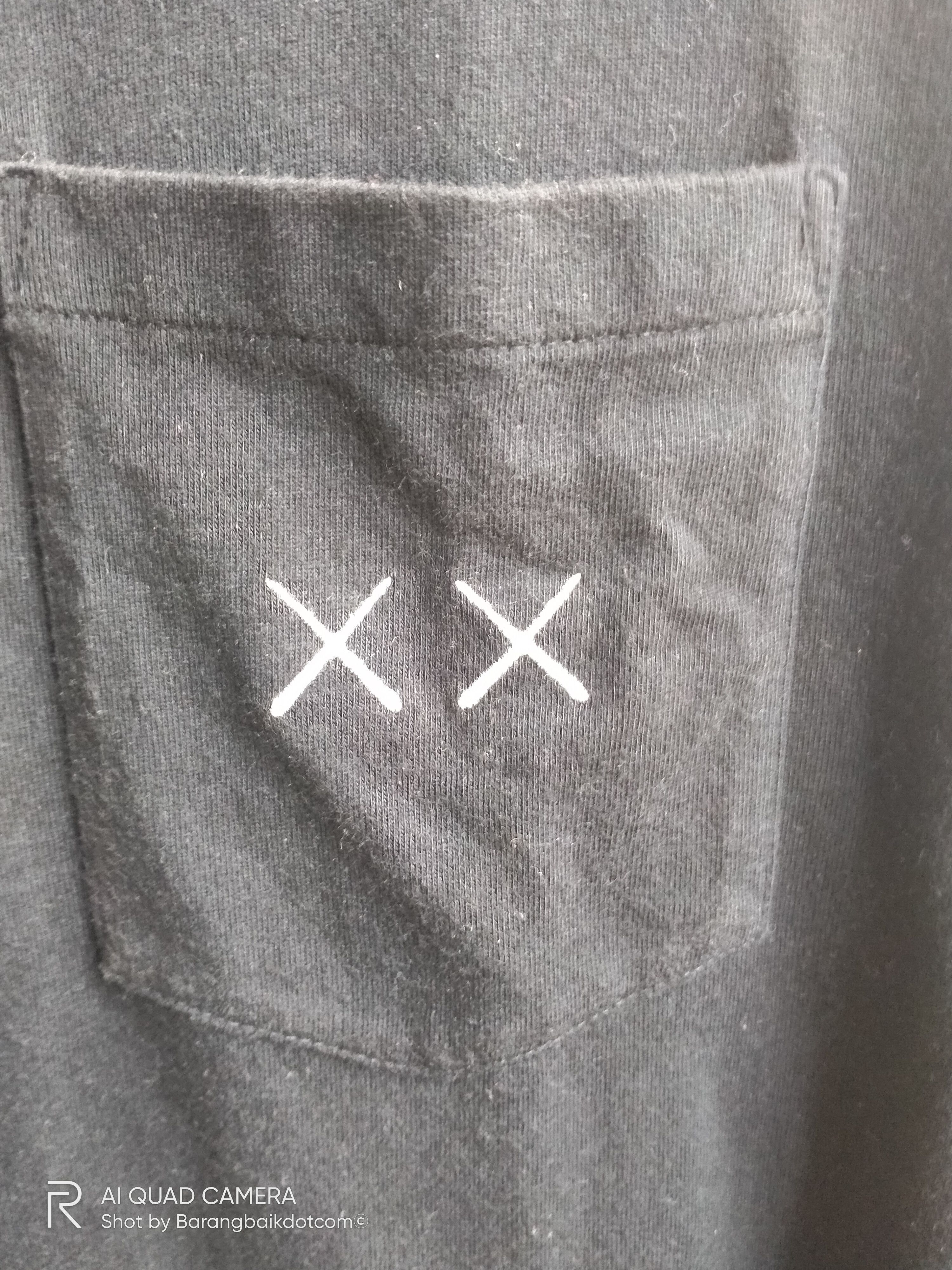 Kaws Kaws X Sesame Street single pocket t-shirt Size US XL / EU 56 / 4 - 4 Thumbnail