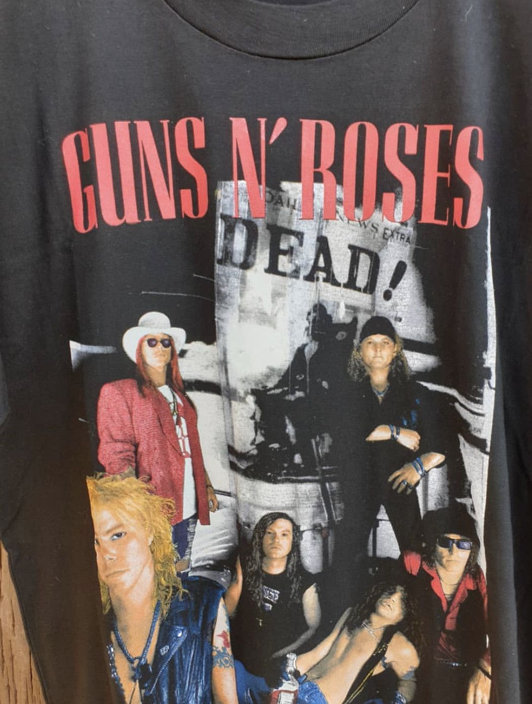 Band Tees × Guns N' Roses × Vintage Vintage Guns N' Roses 1991 Use your illusion tour tee Size US XL / EU 56 / 4 - 2 Thumbnail