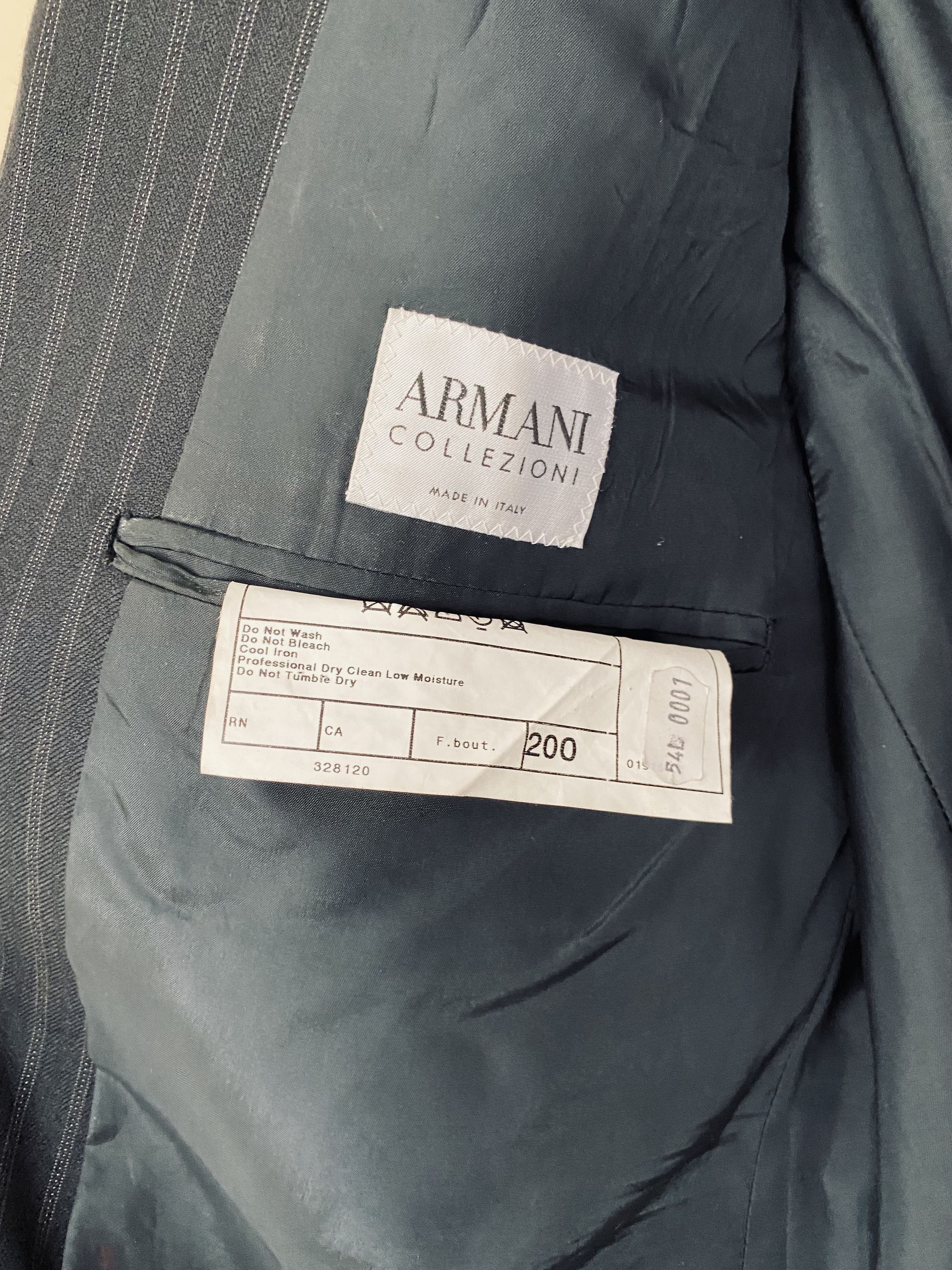 Armani × Vintage Armani Collezioni lana wool striped blazer, size 54L Size 54L - 3 Thumbnail