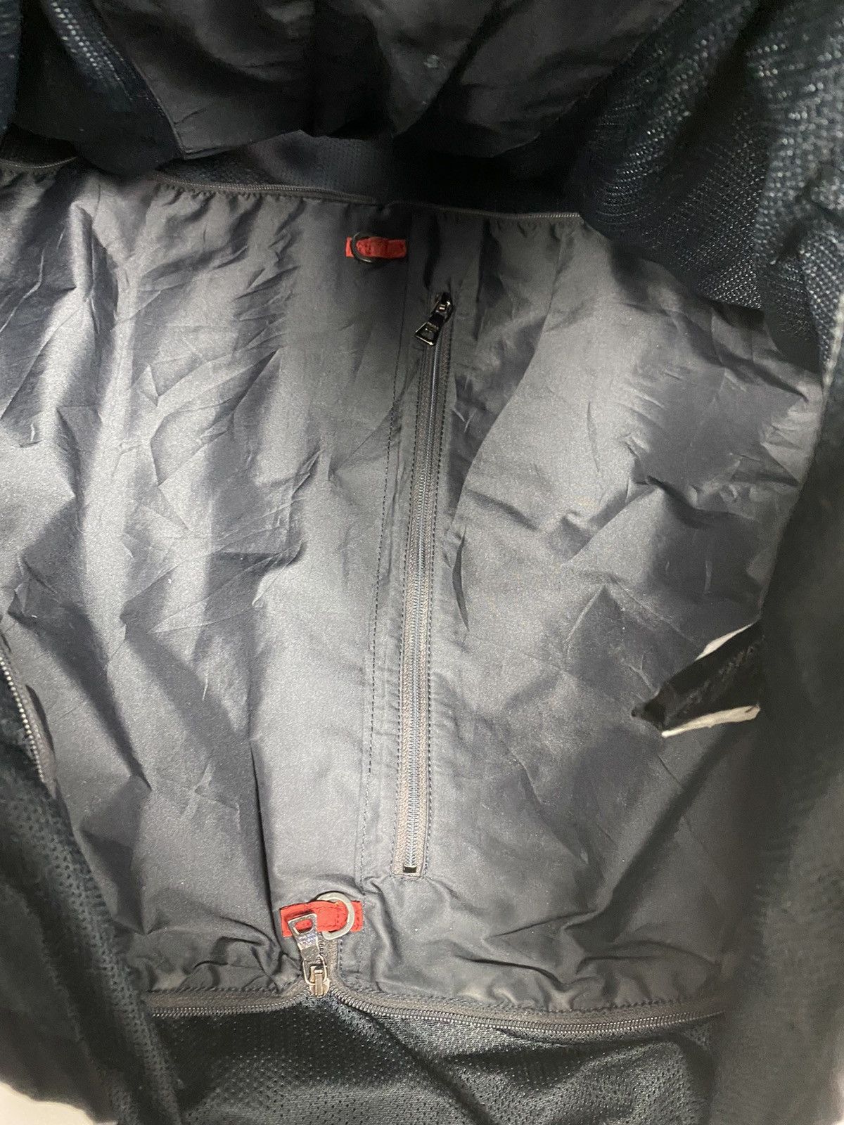 Prada Prada Black Nylon Jacket. J035 Size US M / EU 48-50 / 2 - 15 Thumbnail