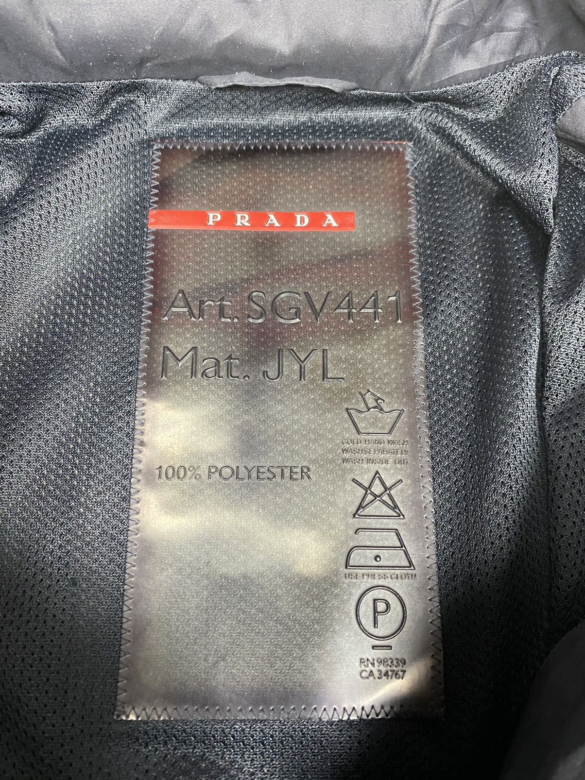 Prada Prada Black Nylon Jacket. J035 Size US M / EU 48-50 / 2 - 13 Thumbnail