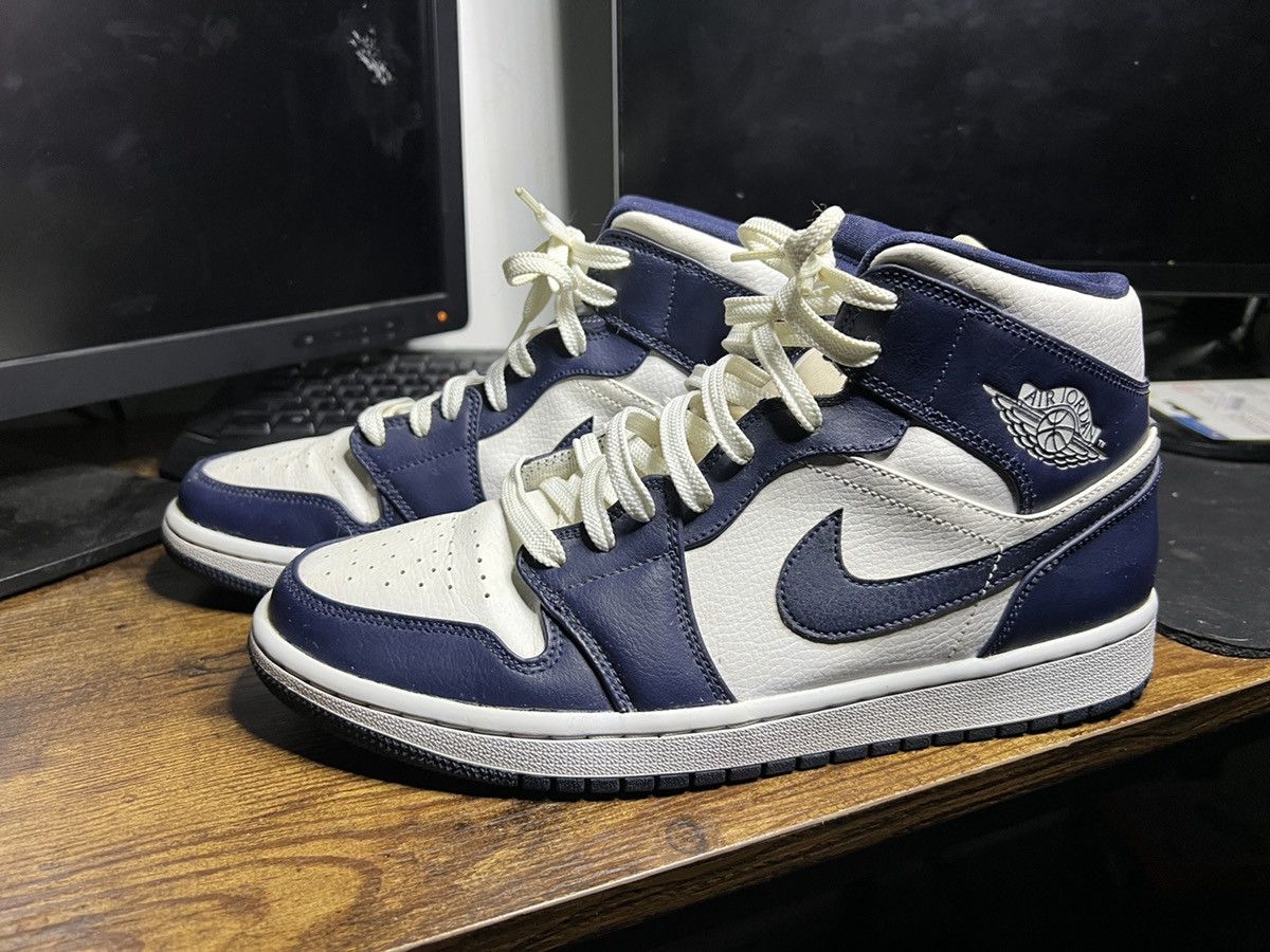 womens jordan 1 mid obsidian