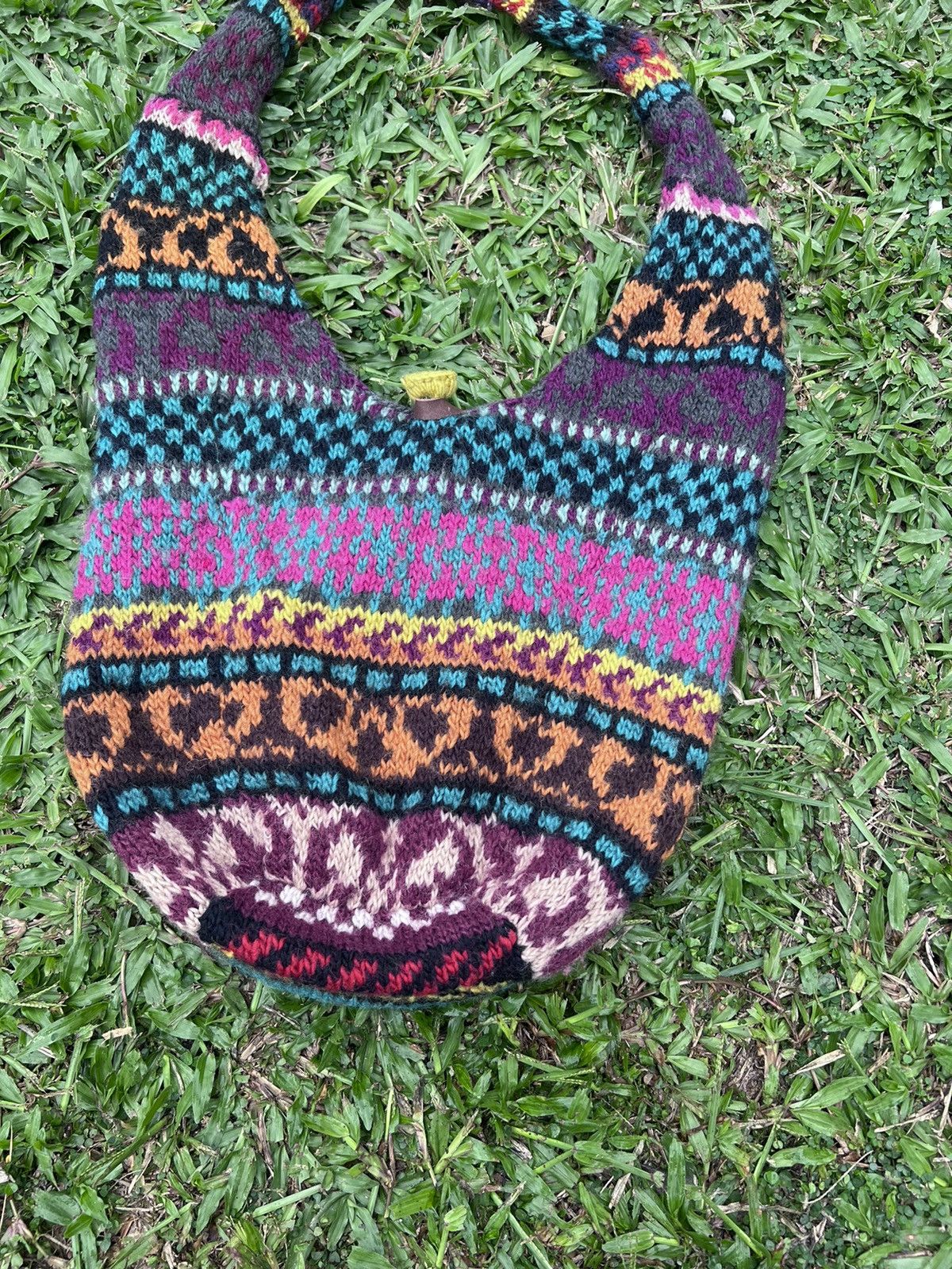 Vintage VINTAGE 90’s NAVAJO SLING BAG Size ONE SIZE - 3 Thumbnail