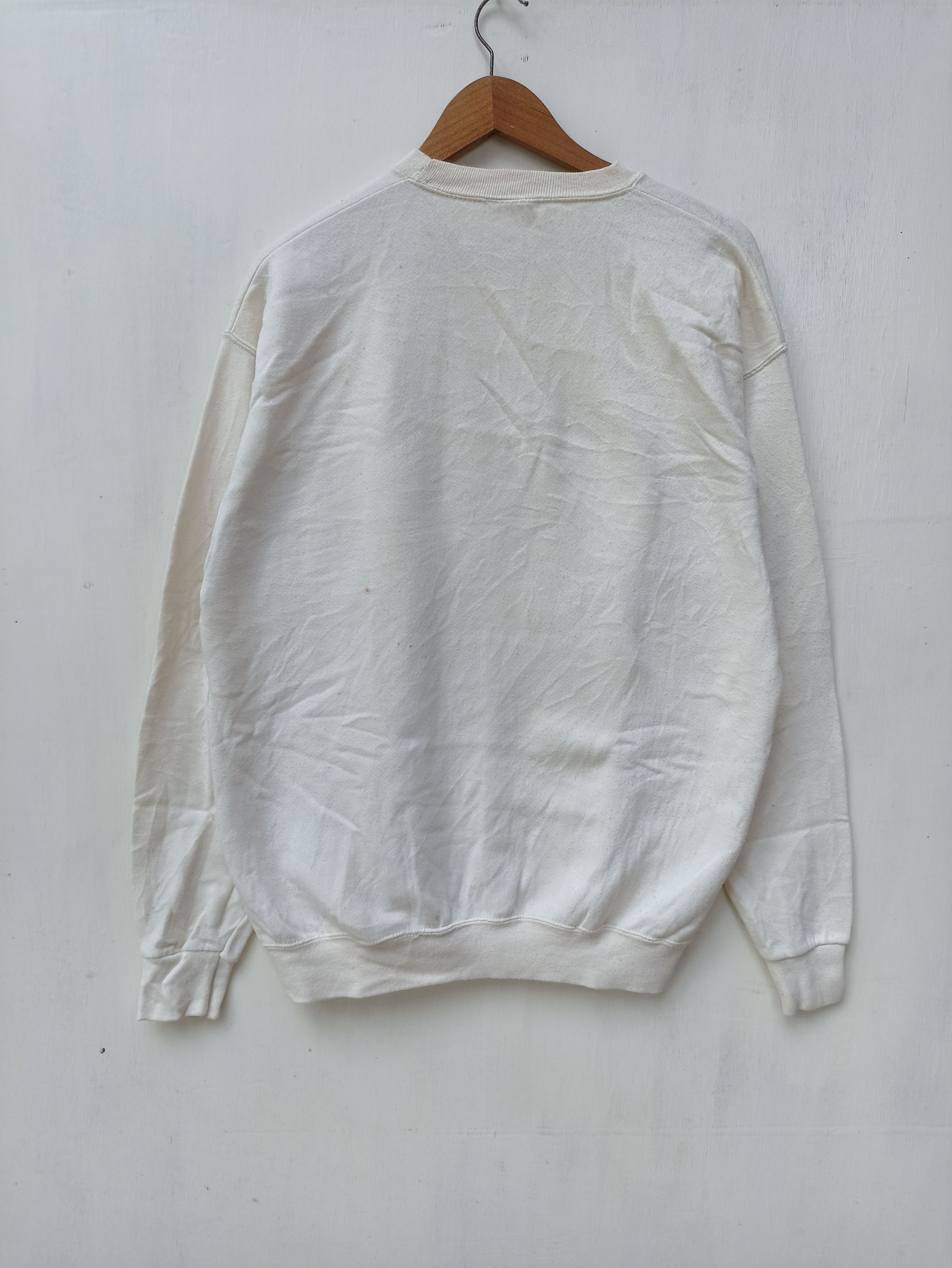 Vintage 90s Vintage Bugs Bunny sweatshirt Looney tunes