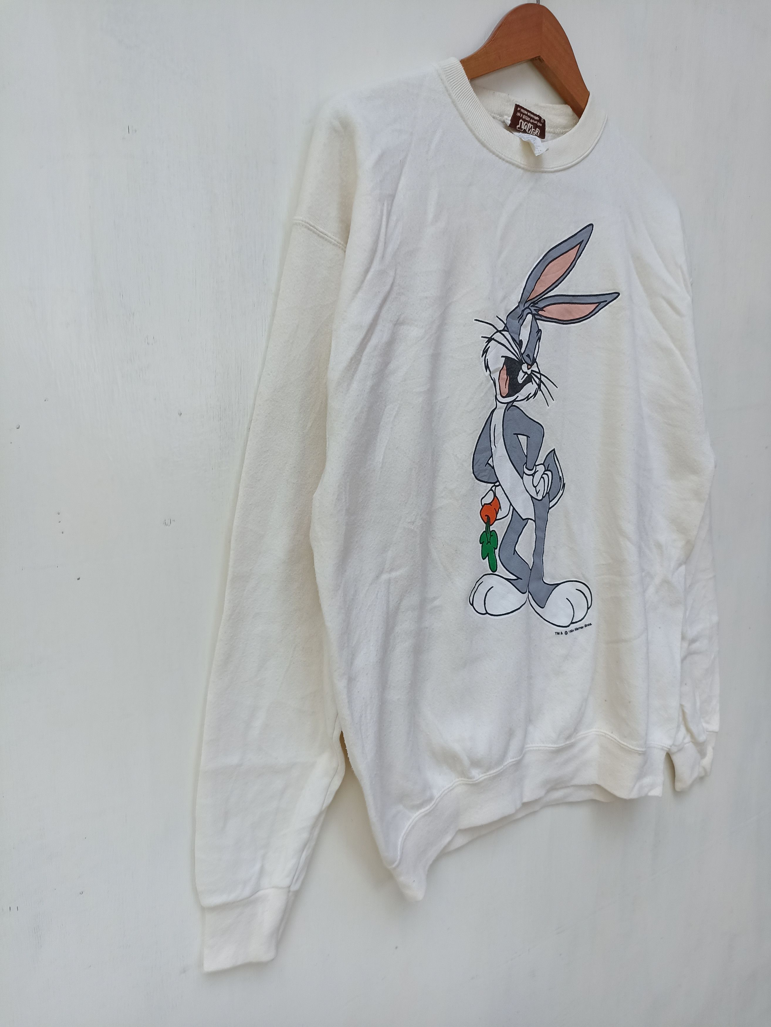 Vintage 90s Vintage Bugs Bunny sweatshirt Looney tunes