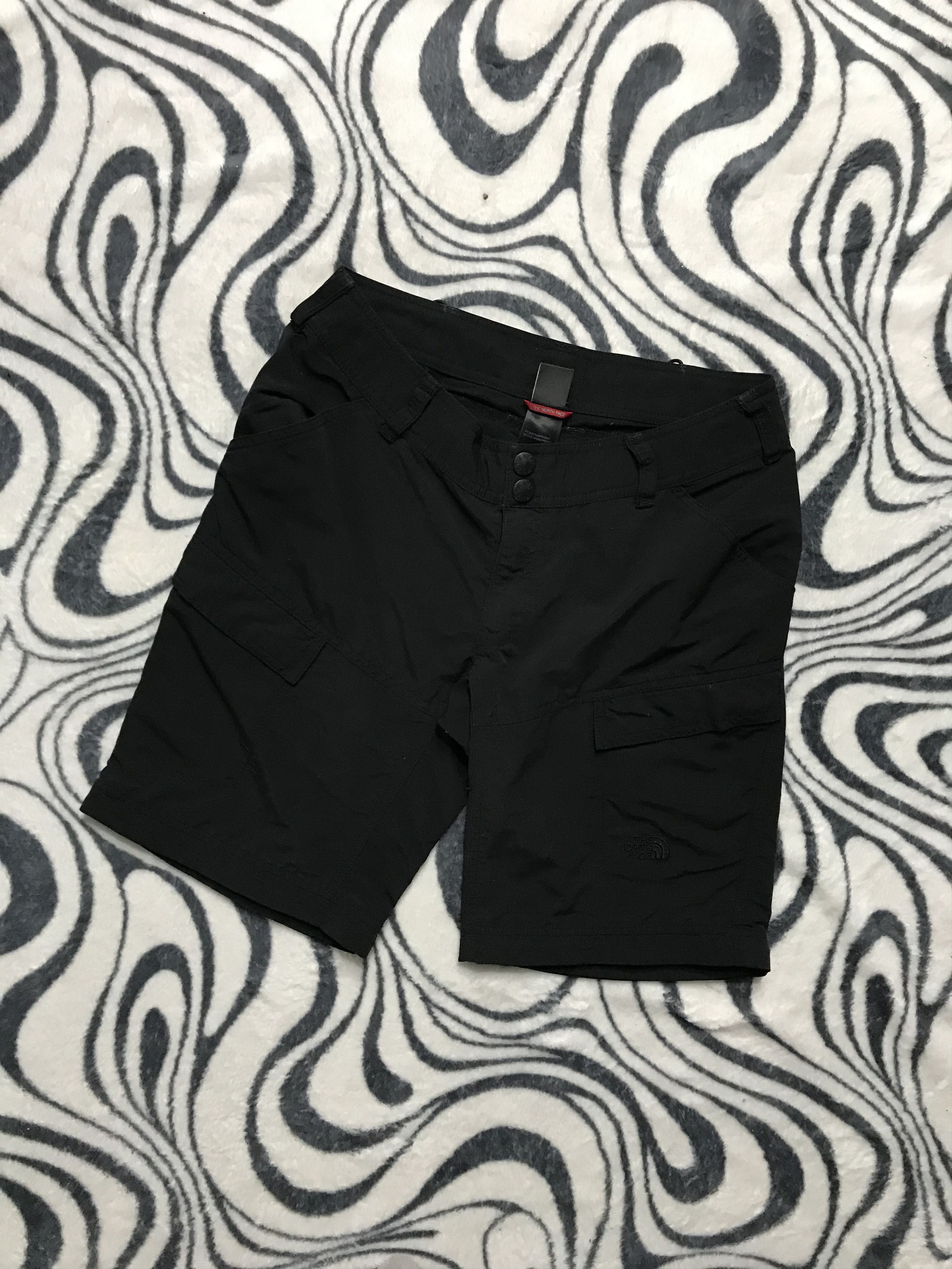 The North Face The North Face Womens Outdoor Hiking Shorts TNF Size 27" / US 4 / IT 40 - 1 Thumbnail