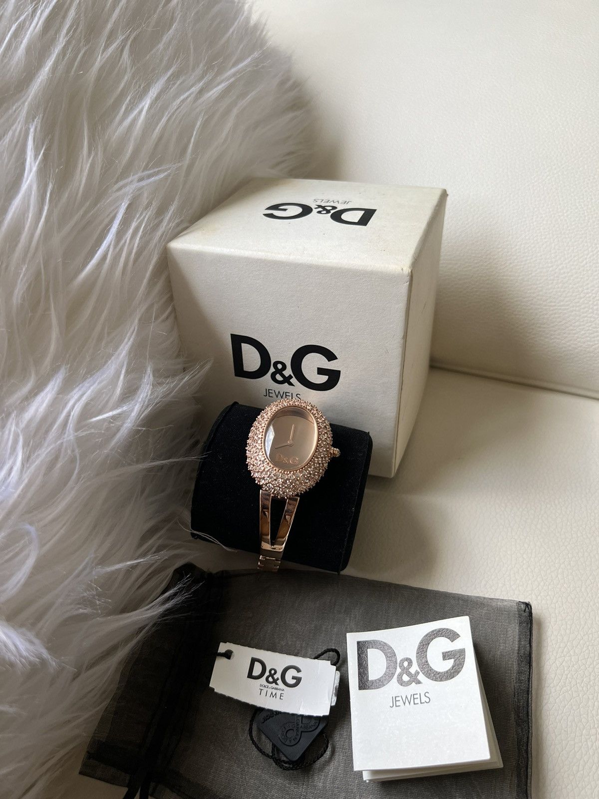Woman’s Dolice & Gabana watch