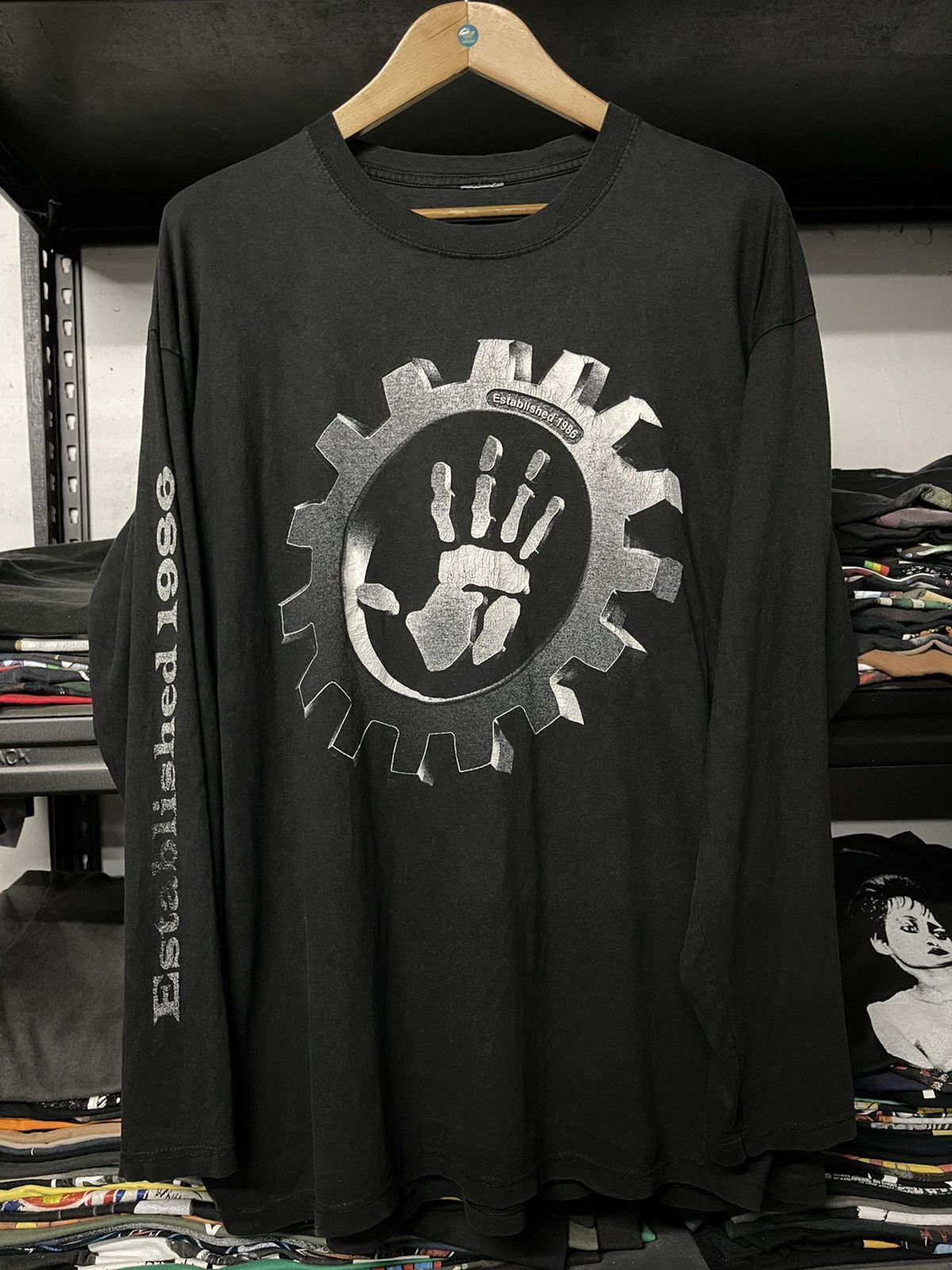 Band Tees × Vintage Vintage Esatablished 1986 Iron Maiden Korn Faded Tees Size US XL / EU 56 / 4 - 2 Thumbnail