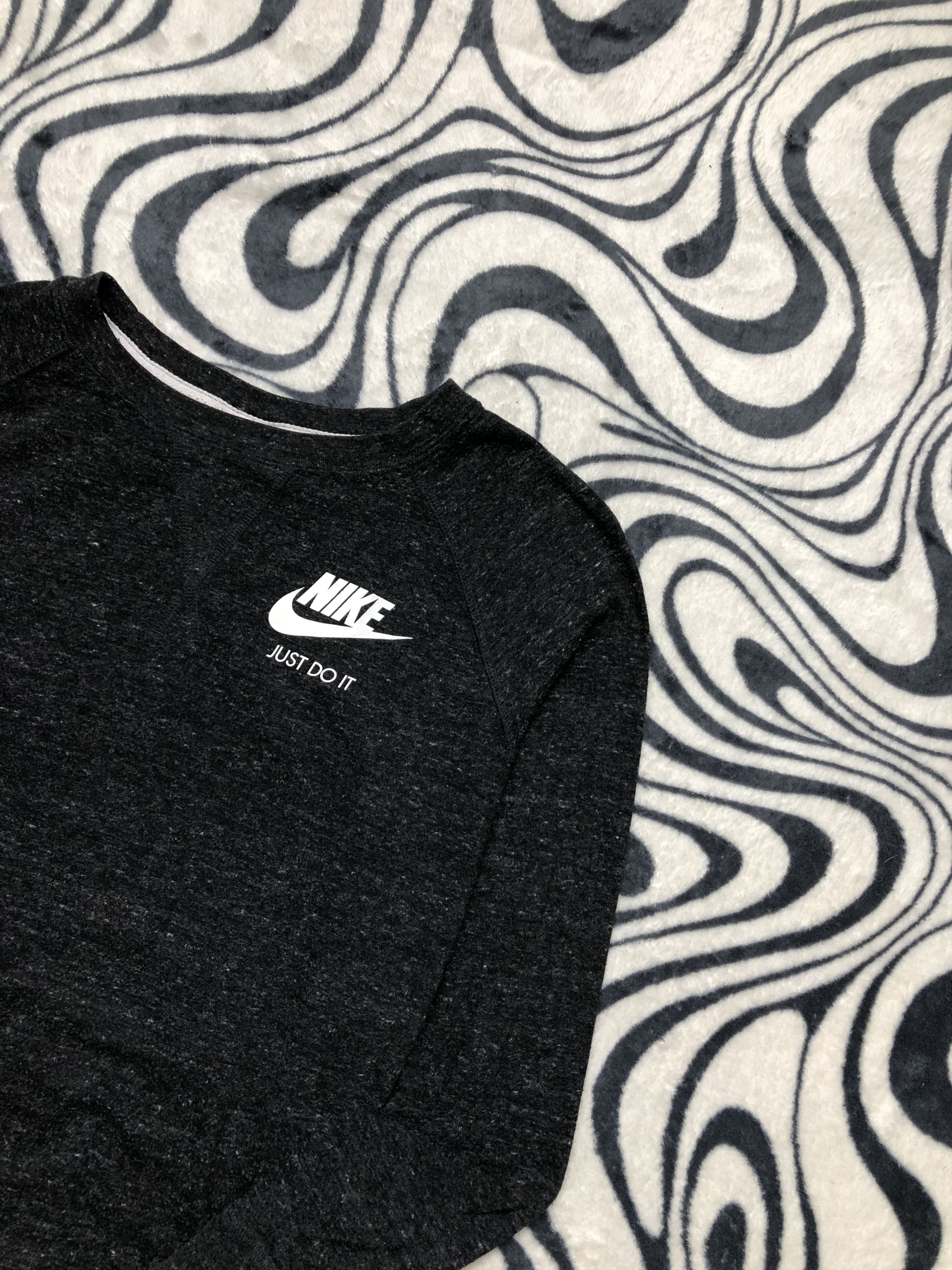 Nike Nike WMNS Suit Sweatshirt + Pants Size US L / EU 52-54 / 3 - 3 Thumbnail