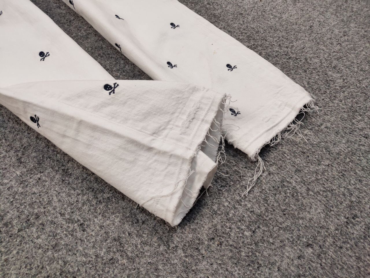 Polo Ralph Lauren Polo Ralph Lauren white Monogram Jeans skull logo Denim Size US 36 / EU 52 - 9 Thumbnail