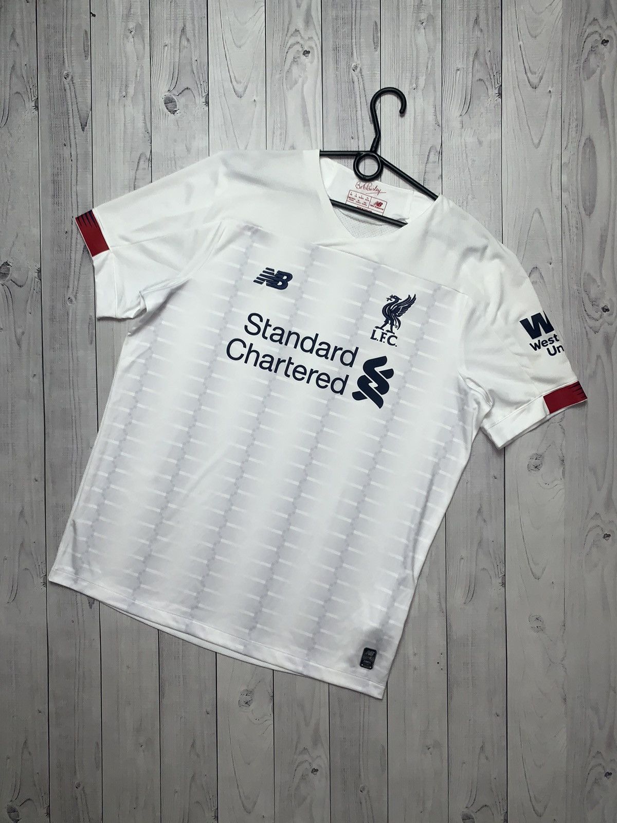 Soccer jersey Liverpool white away size L