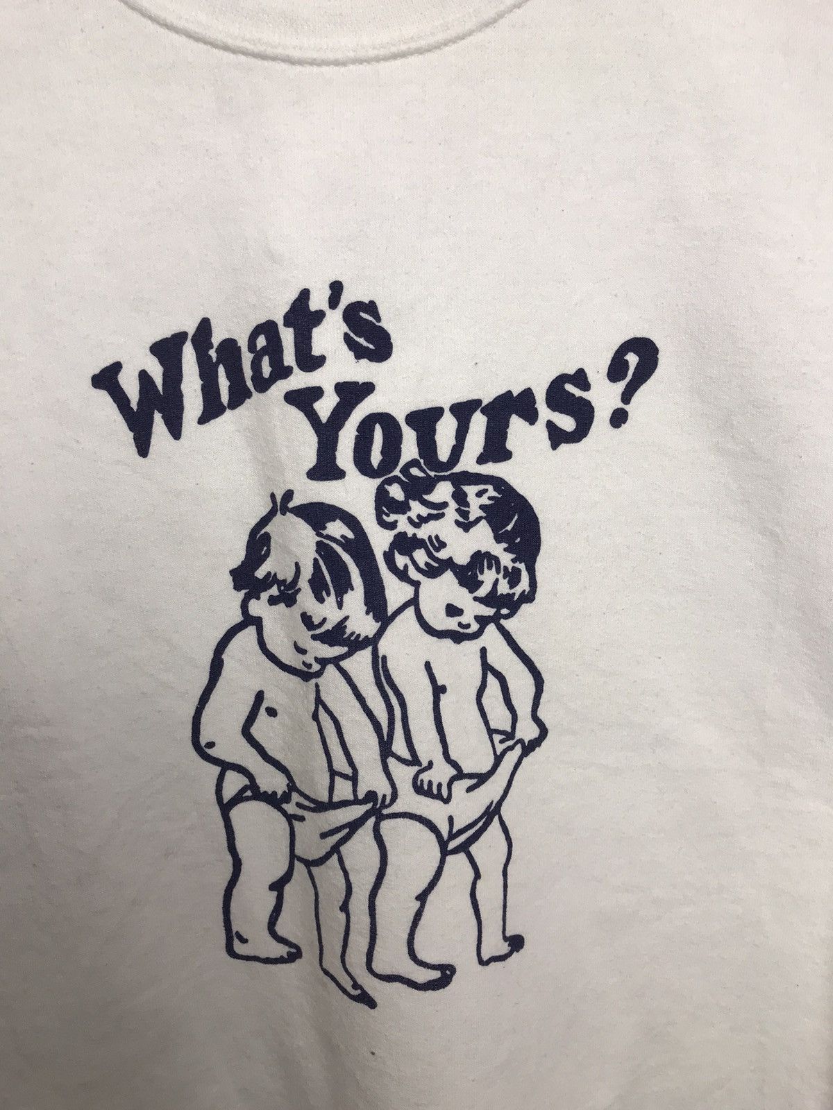 💪Vintage Rare Style “What’s Yours” Sweatshirt