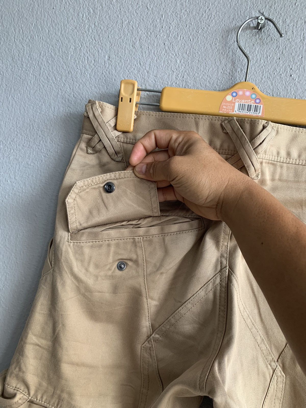 Designer × Neil Barrett BLACK BARRET BY NEIL BARRET MULTIPOCKET CARGO PANTS Size US 31 - 6 Thumbnail