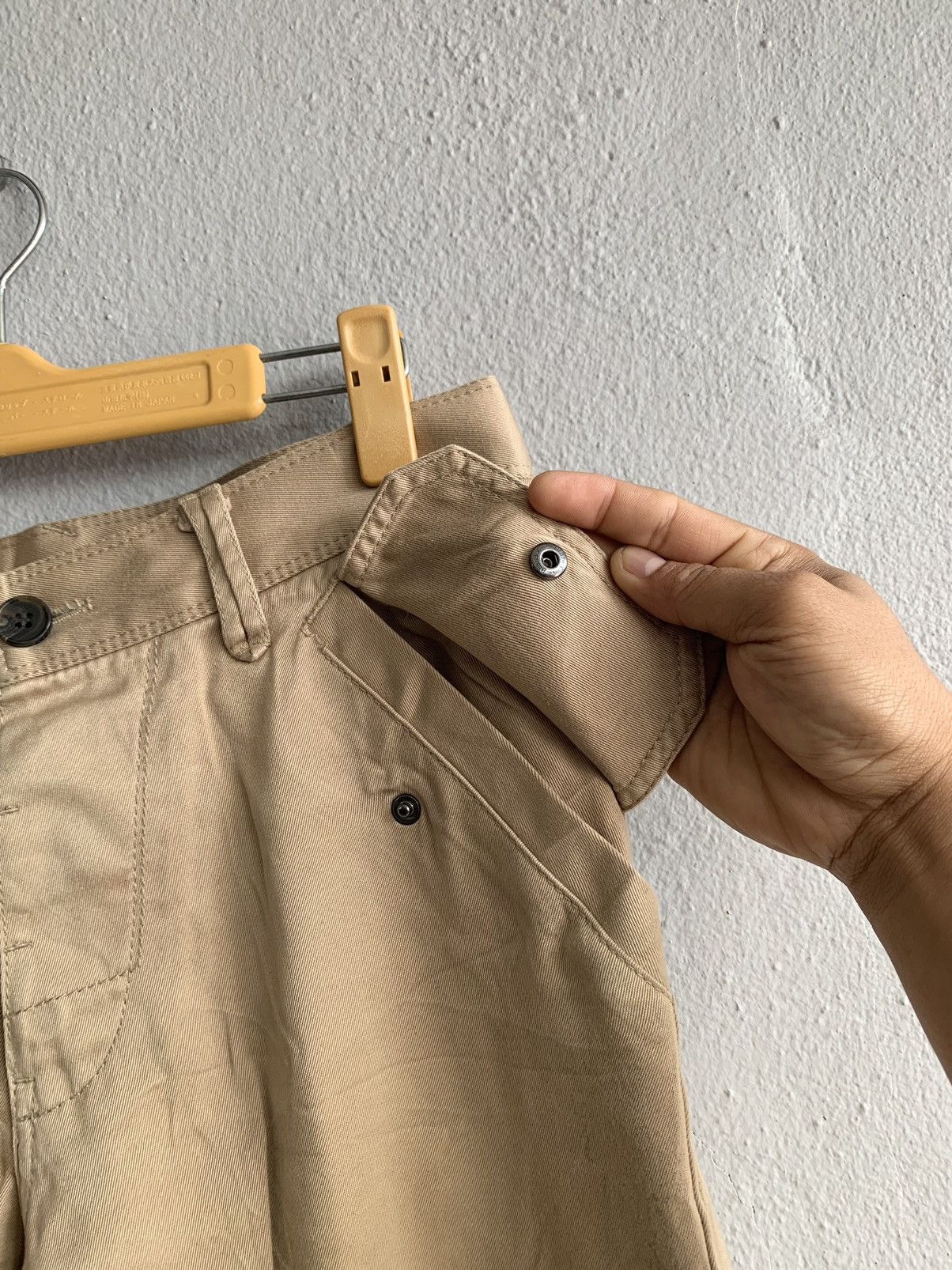 Designer × Neil Barrett BLACK BARRET BY NEIL BARRET MULTIPOCKET CARGO PANTS Size US 31 - 12 Thumbnail