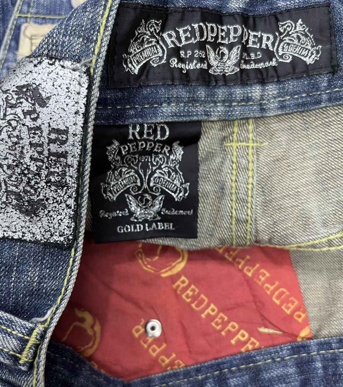 Red Clouds Collective 🔥REDPEPPER Embroidery Wings Flare Distressed Denim Size US 29 - 15 Thumbnail