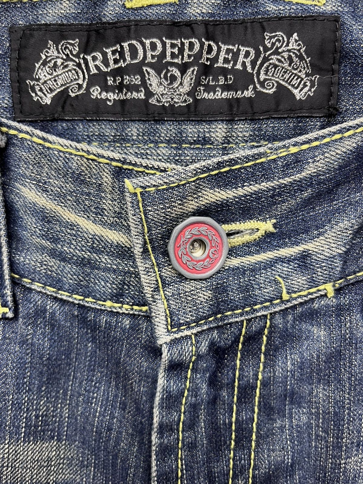 Red Clouds Collective 🔥REDPEPPER Embroidery Wings Flare Distressed Denim Size US 29 - 11 Thumbnail