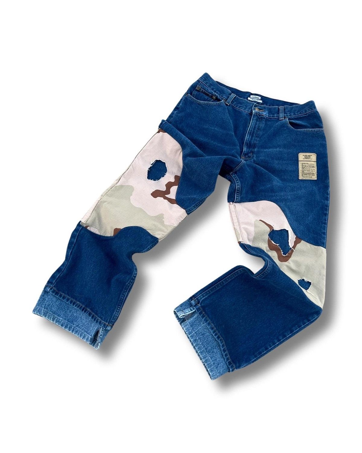 L.L. Bean Reworked camo jeans Size US 33 - 2 Thumbnail