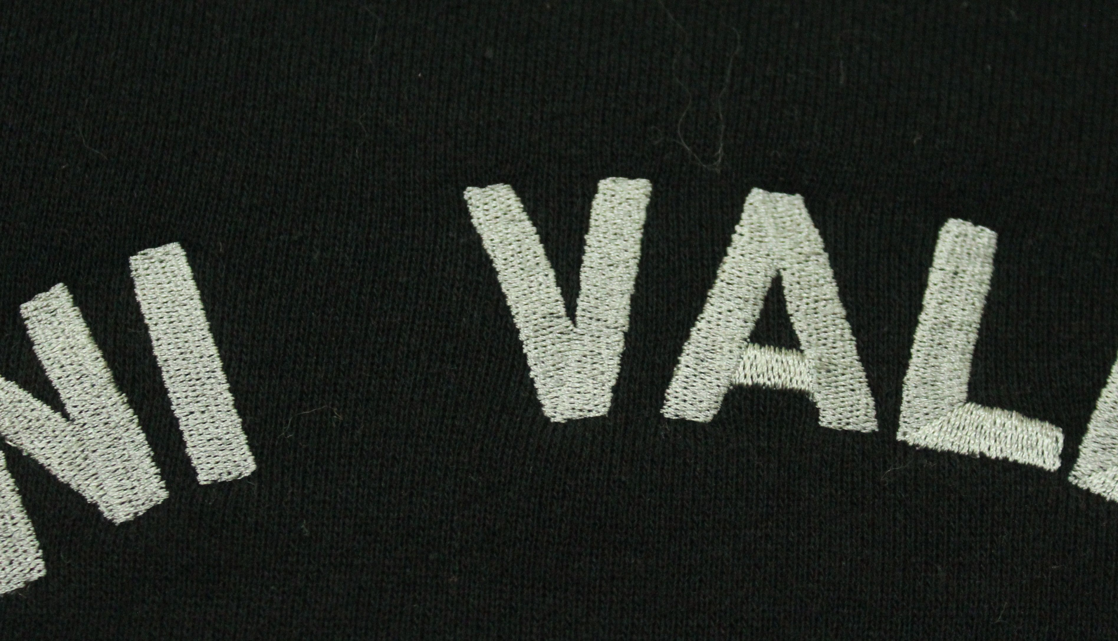 Gianni Valentino × Japanese Brand × Valentino GIANNI VALENTINO Sweatshirt Embroidered Logo Size US L / EU 52-54 / 3 - 9 Thumbnail
