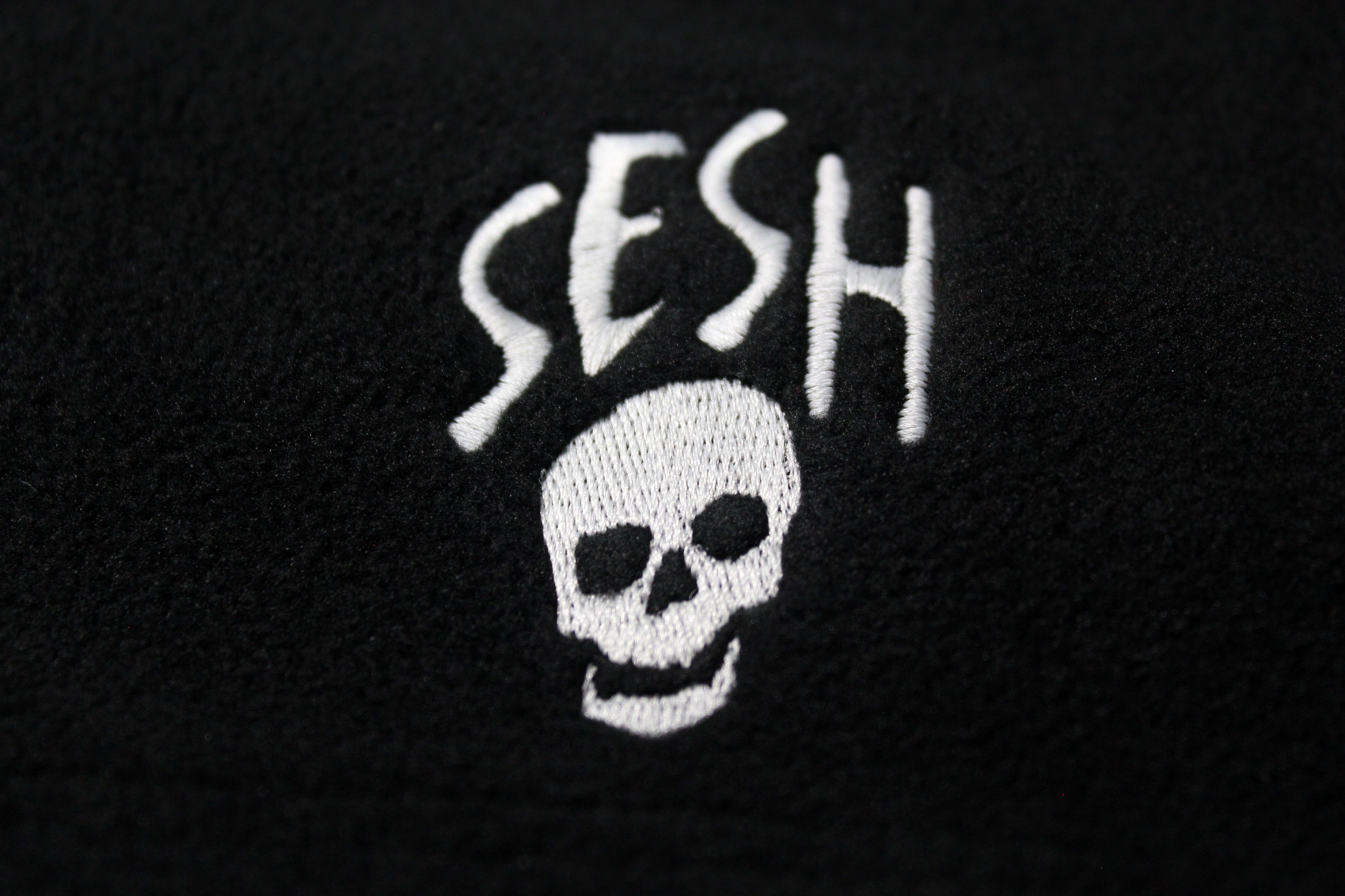 Bones × TeamSESH TeamSESH Neck Gaiter / Neck Warmer (Skull Logo) Size ONE SIZE - 5 Thumbnail