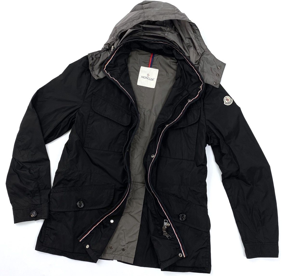 Luxury × Moncler × Outdoor Life MONCLER BERTRAND Nylon Windbreaker ...
