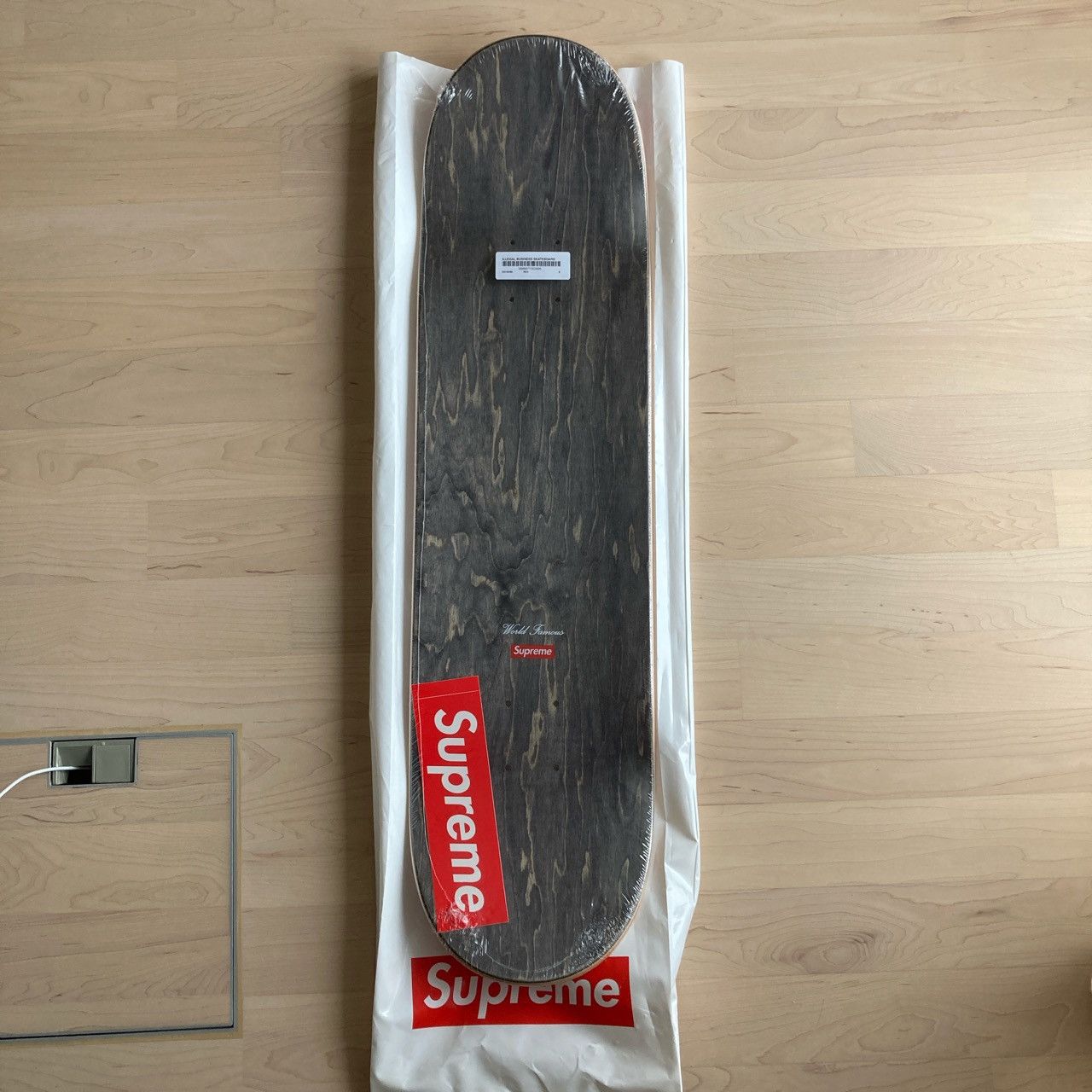 Supreme Supreme Illegal Business Deck Red Size ONE SIZE - 2 Thumbnail