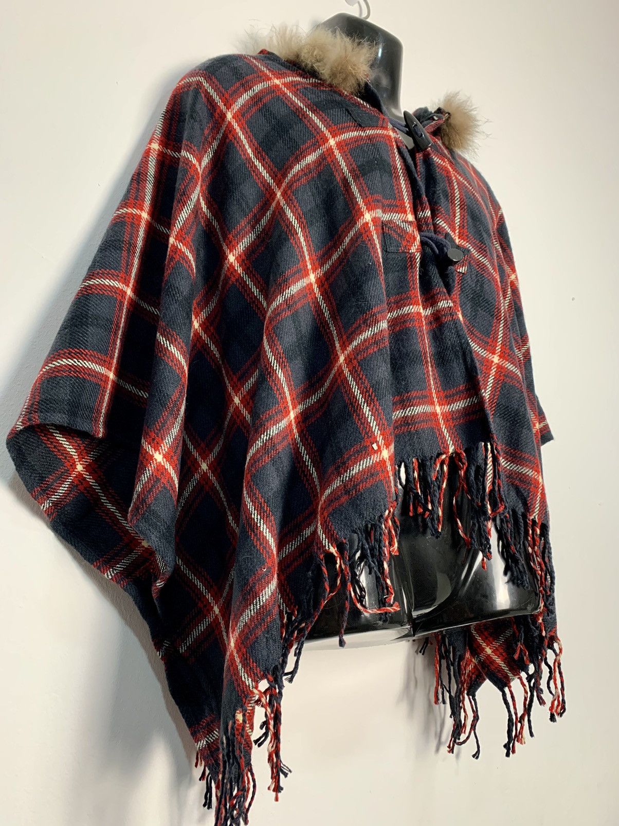 Vintage Japanese Brand Plaid Poncho Size US M / EU 48-50 / 2 - 3 Thumbnail