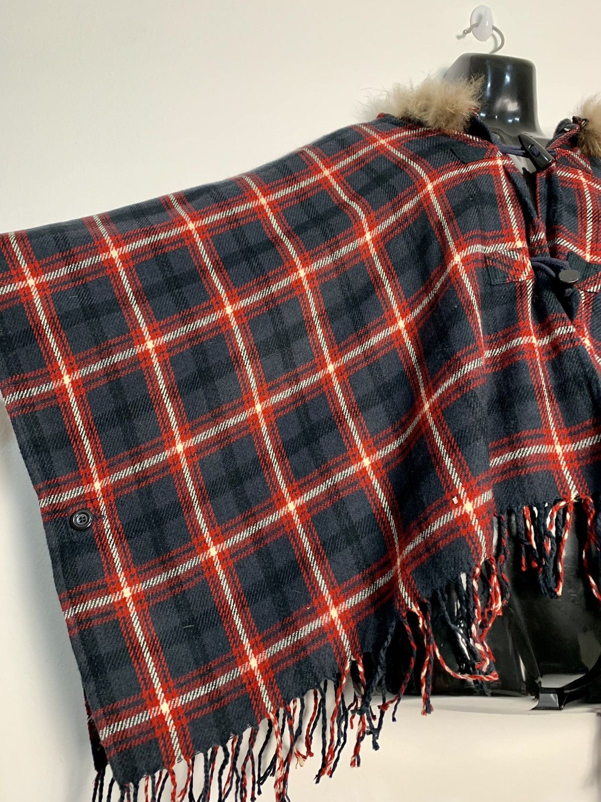 Vintage Japanese Brand Plaid Poncho Size US M / EU 48-50 / 2 - 4 Thumbnail