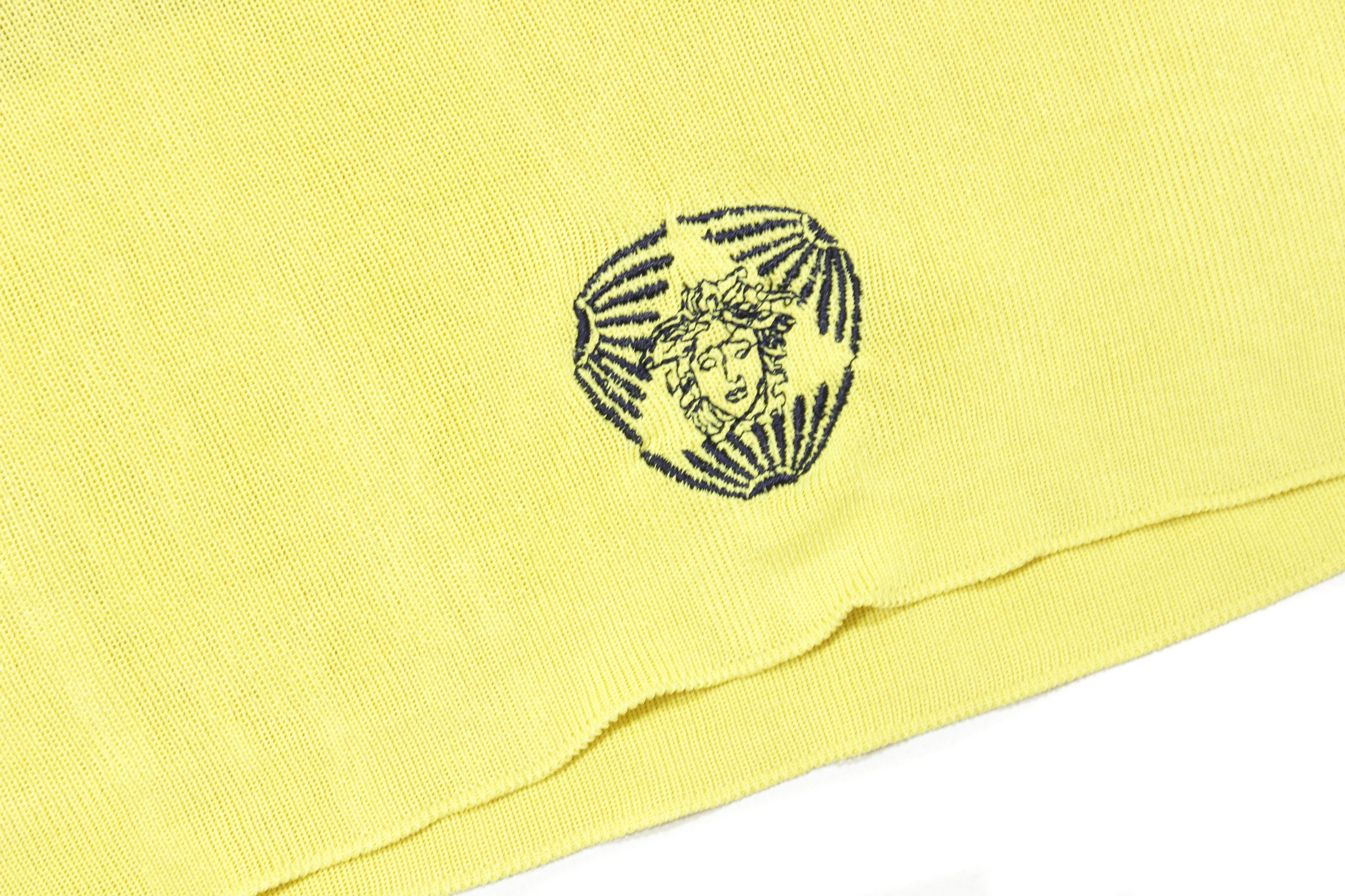 Versace Gianni Medusa Logo Oversize Light Stretch Knit Vintage Size US M / EU 48-50 / 2 - 5 Thumbnail