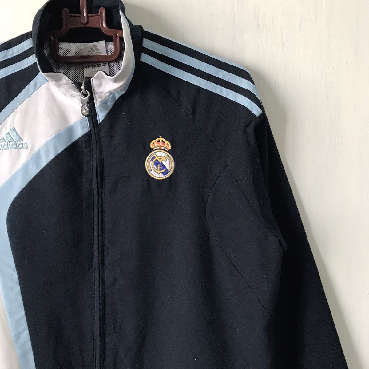 Adidas 💥Steals💥Adidas Real Madrid Jacket Size US L / EU 52-54 / 3 - 4 Thumbnail