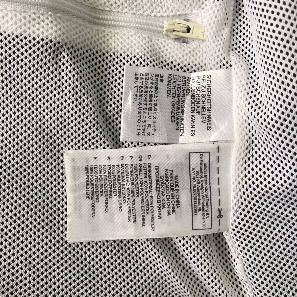 Adidas 💥Steals💥Adidas Real Madrid Jacket Size US L / EU 52-54 / 3 - 20 Thumbnail
