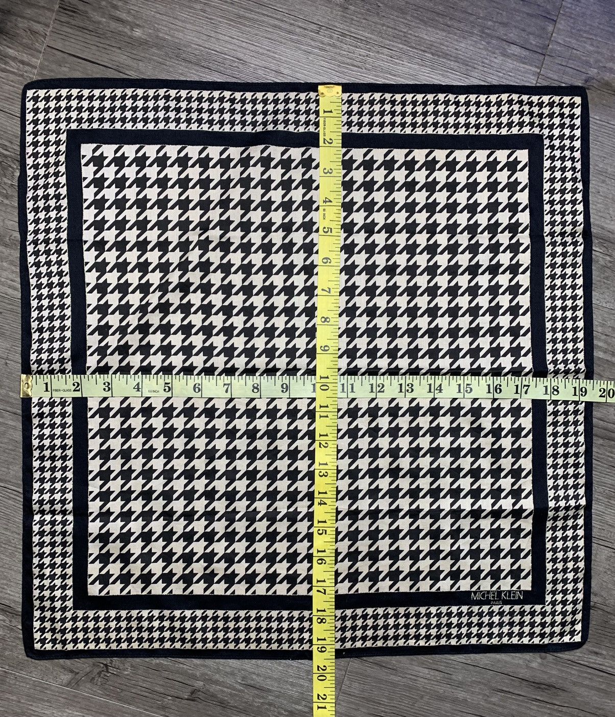 Michel Klein Michel Klein Handkerchief/Neckerchief/Bandana Size ONE SIZE - 6 Thumbnail