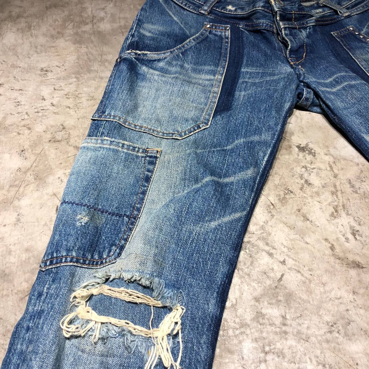 Hysteric Glamour Hysteric Glamour Studded Distressed Denim pants Size US 32 / EU 48 - 10 Thumbnail
