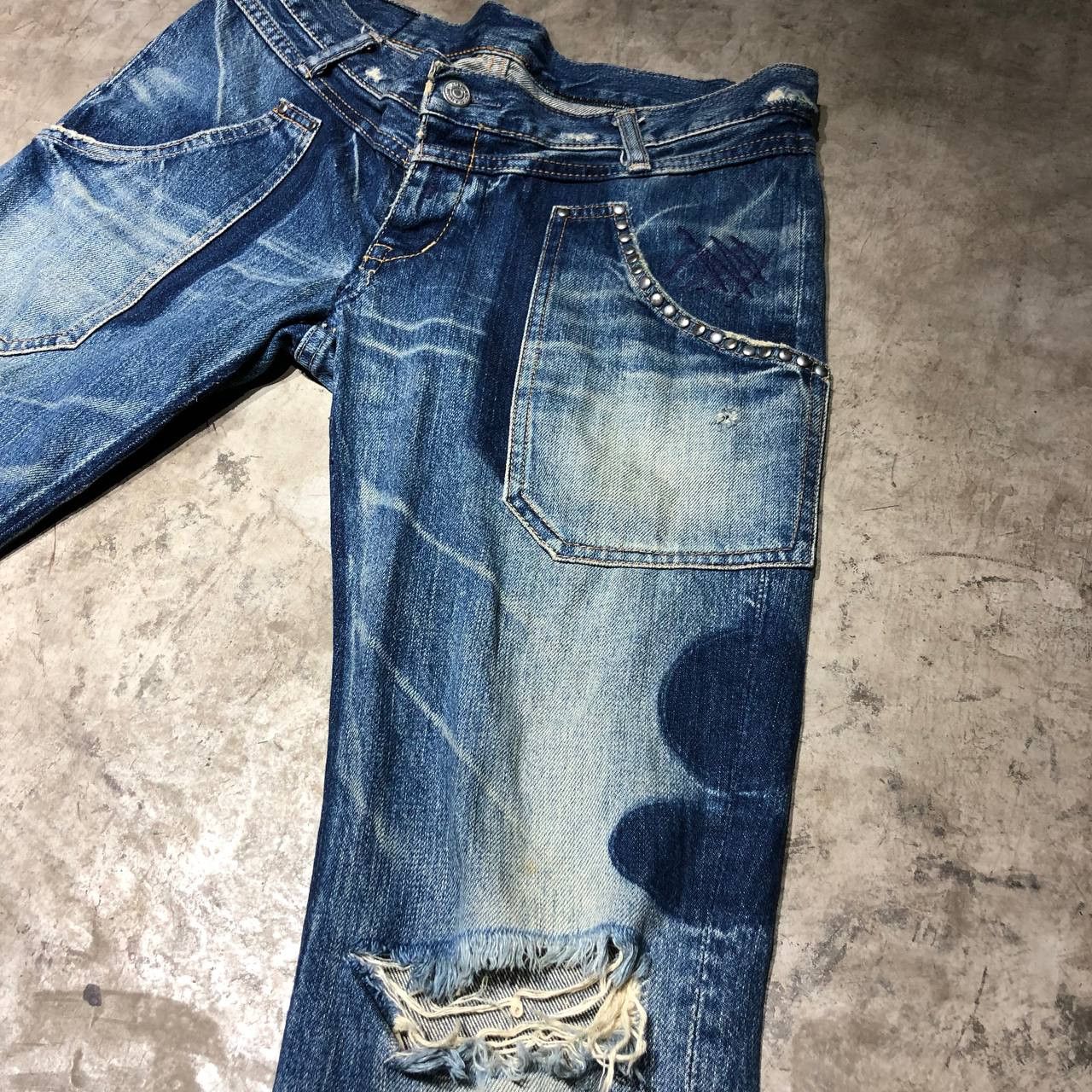 Hysteric Glamour Hysteric Glamour Studded Distressed Denim pants Size US 32 / EU 48 - 2 Thumbnail