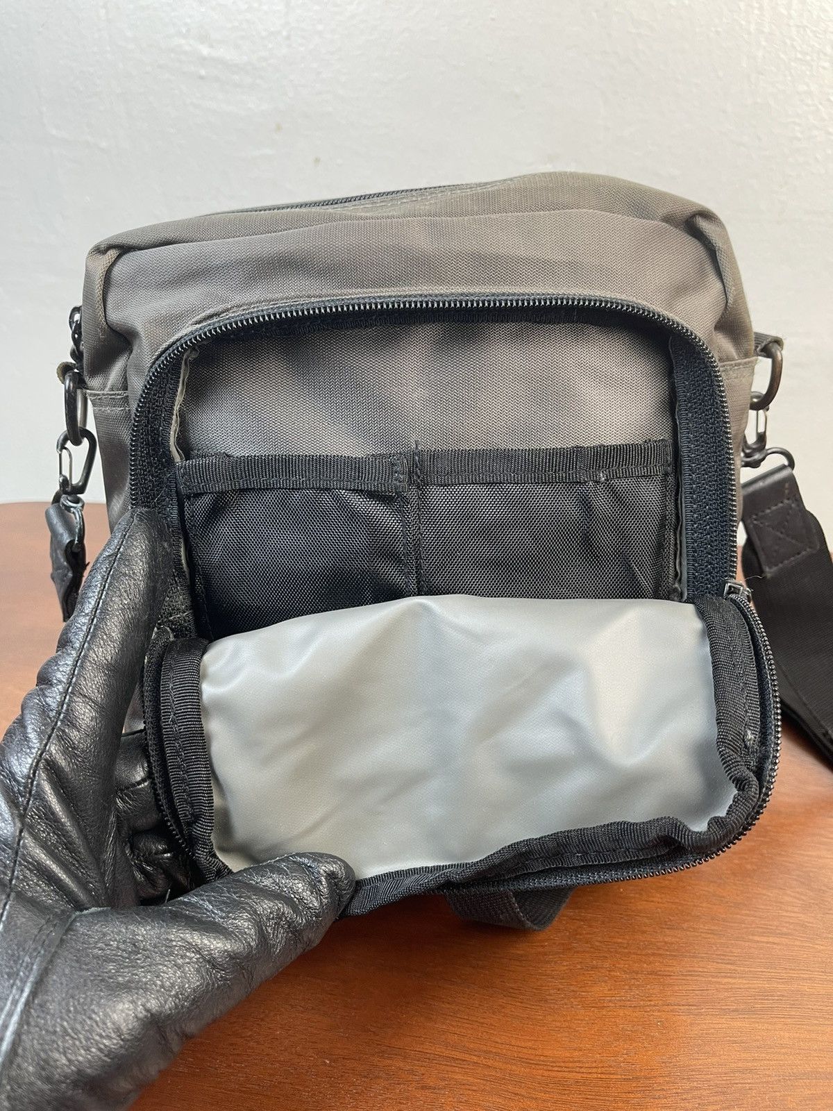 Yohji Yamamoto Y'saccs Sacsny By Yohji Yamamoto Cross Body Bag Size ONE SIZE - 9 Thumbnail